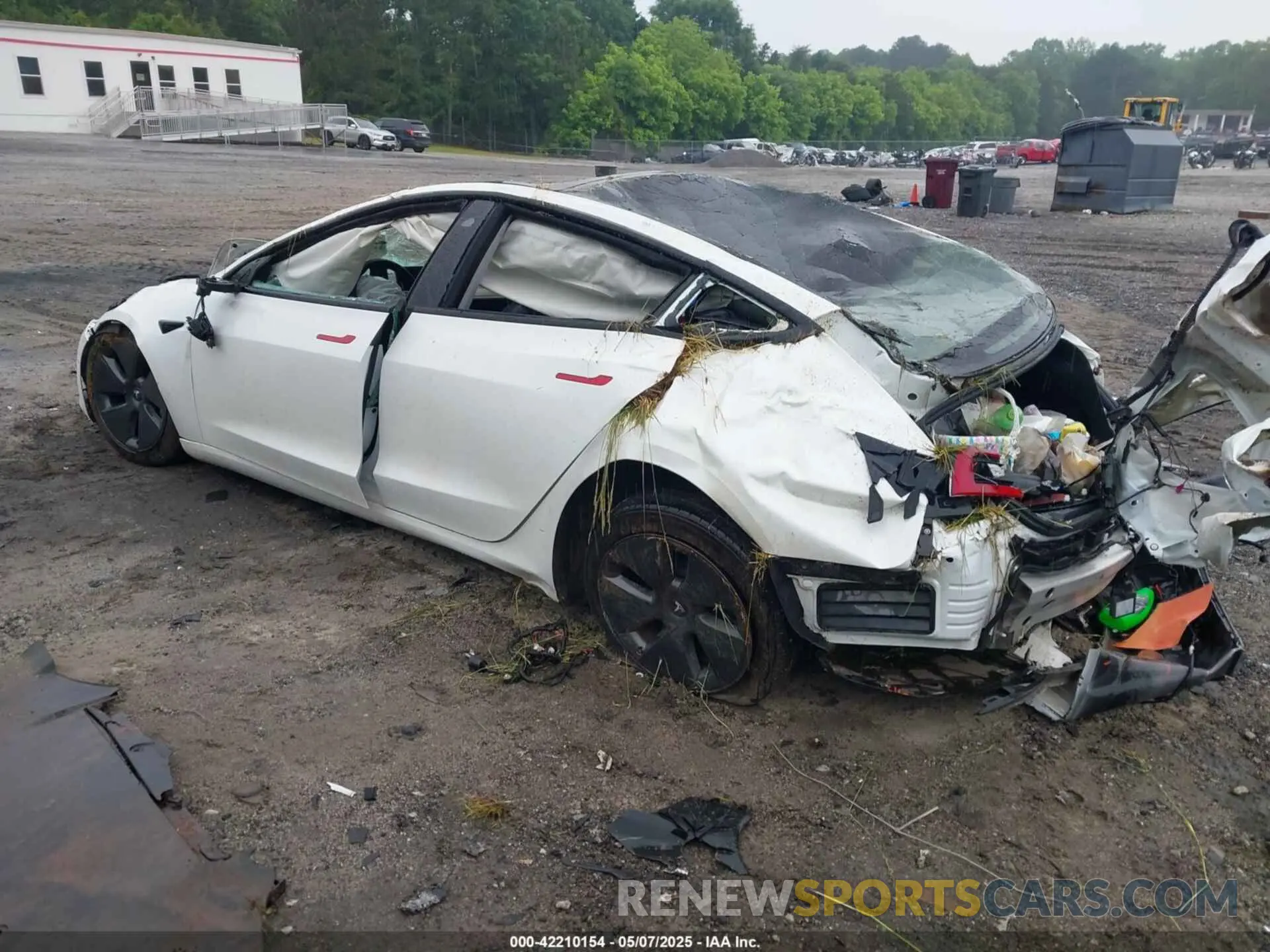 3 Photograph of a damaged car 5YJ3E1EA9MF029154 TESLA MODEL 3 2021