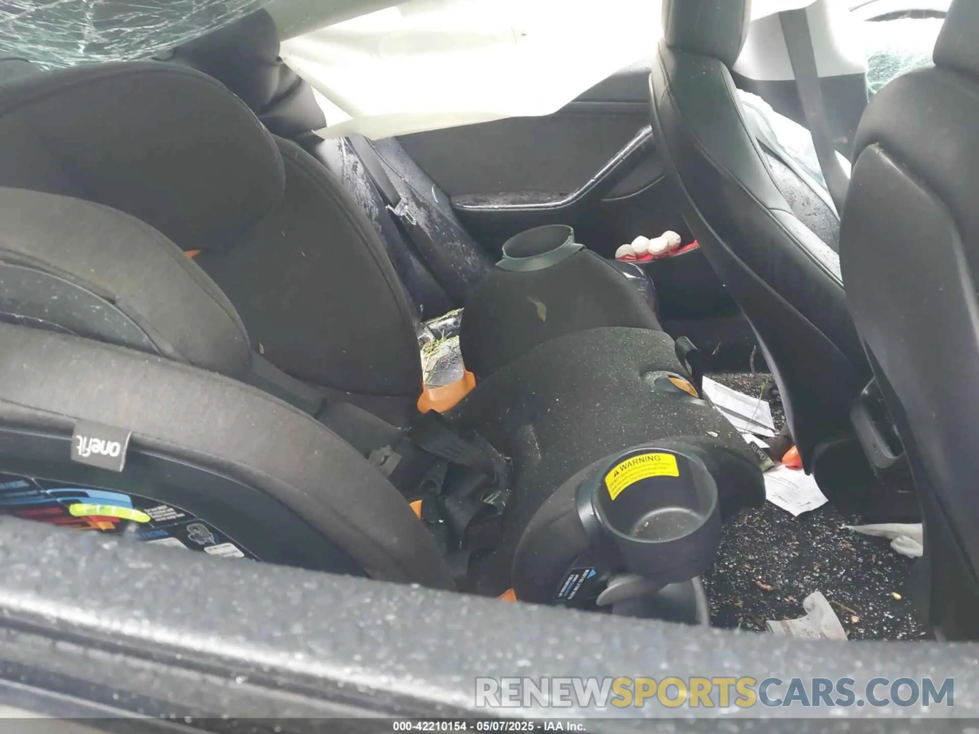 8 Photograph of a damaged car 5YJ3E1EA9MF029154 TESLA MODEL 3 2021