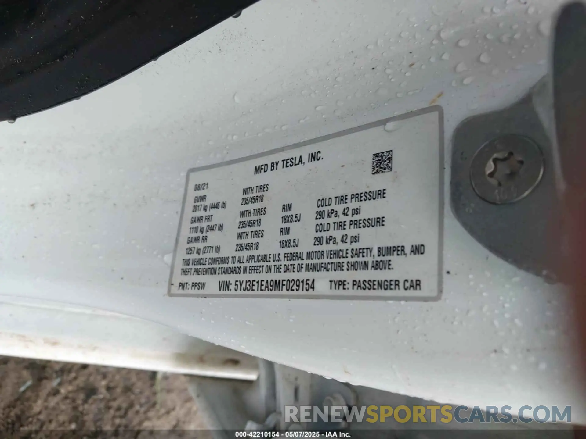 9 Photograph of a damaged car 5YJ3E1EA9MF029154 TESLA MODEL 3 2021