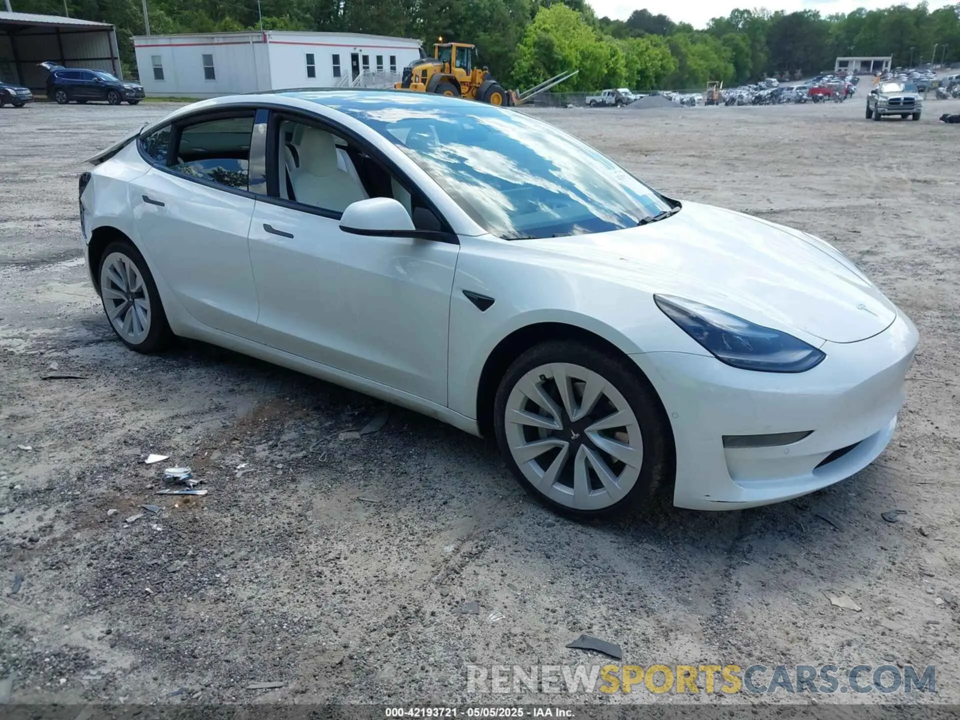 1 Photograph of a damaged car 5YJ3E1EA9MF060081 TESLA MODEL 3 2021