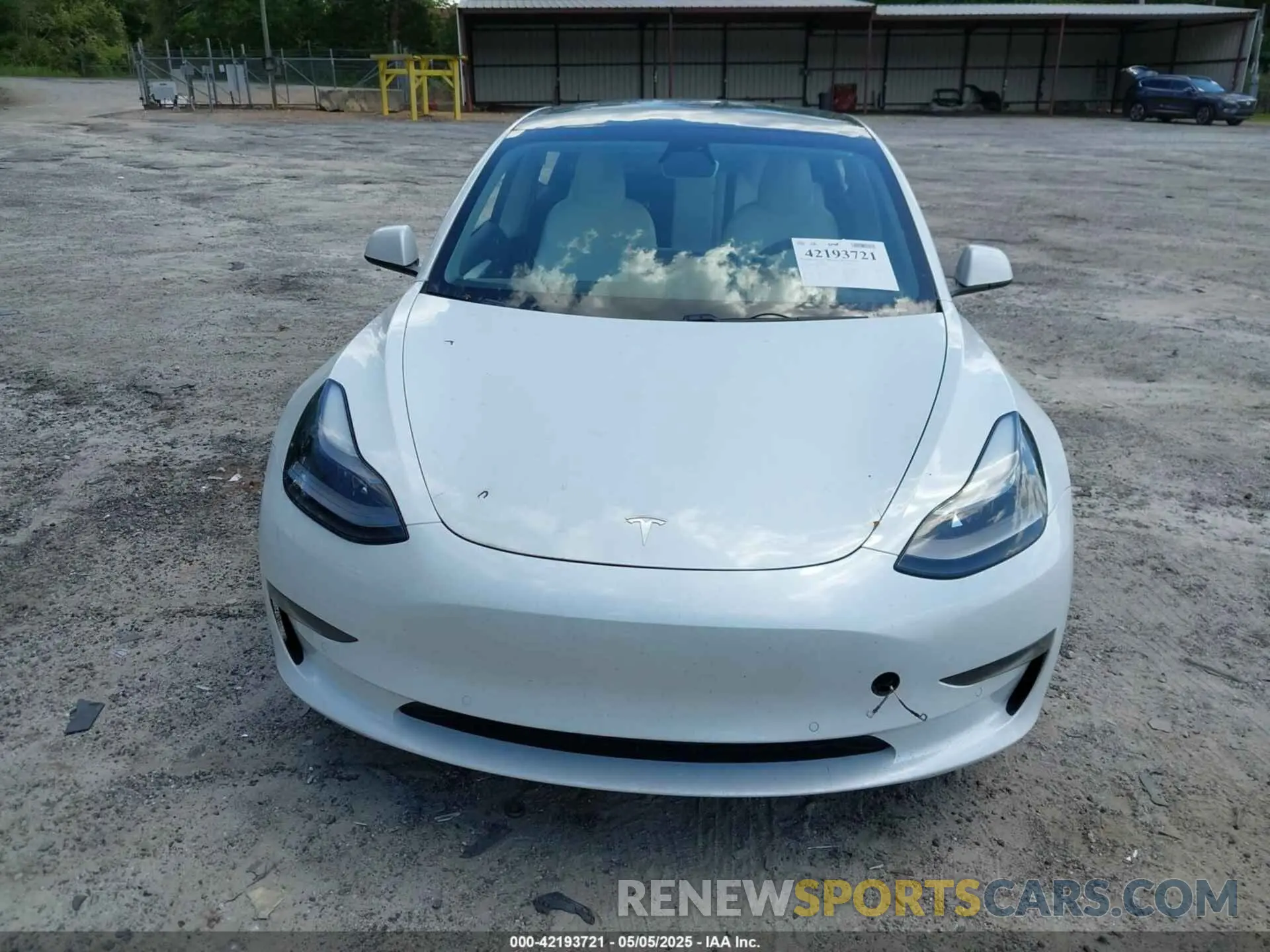 12 Photograph of a damaged car 5YJ3E1EA9MF060081 TESLA MODEL 3 2021
