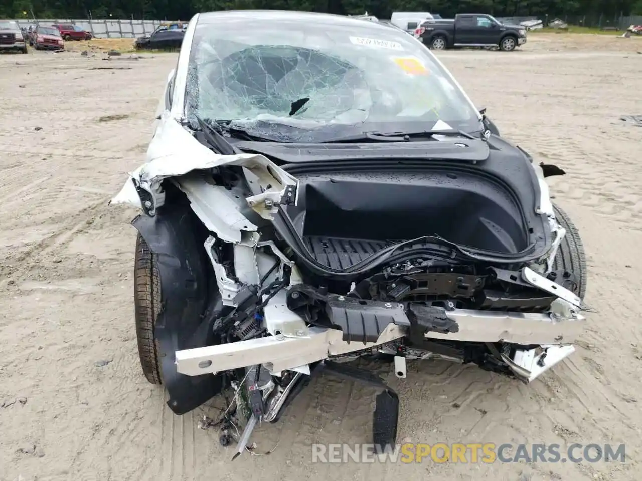 9 Photograph of a damaged car 5YJ3E1EA9MF062106 TESLA MODEL 3 2021