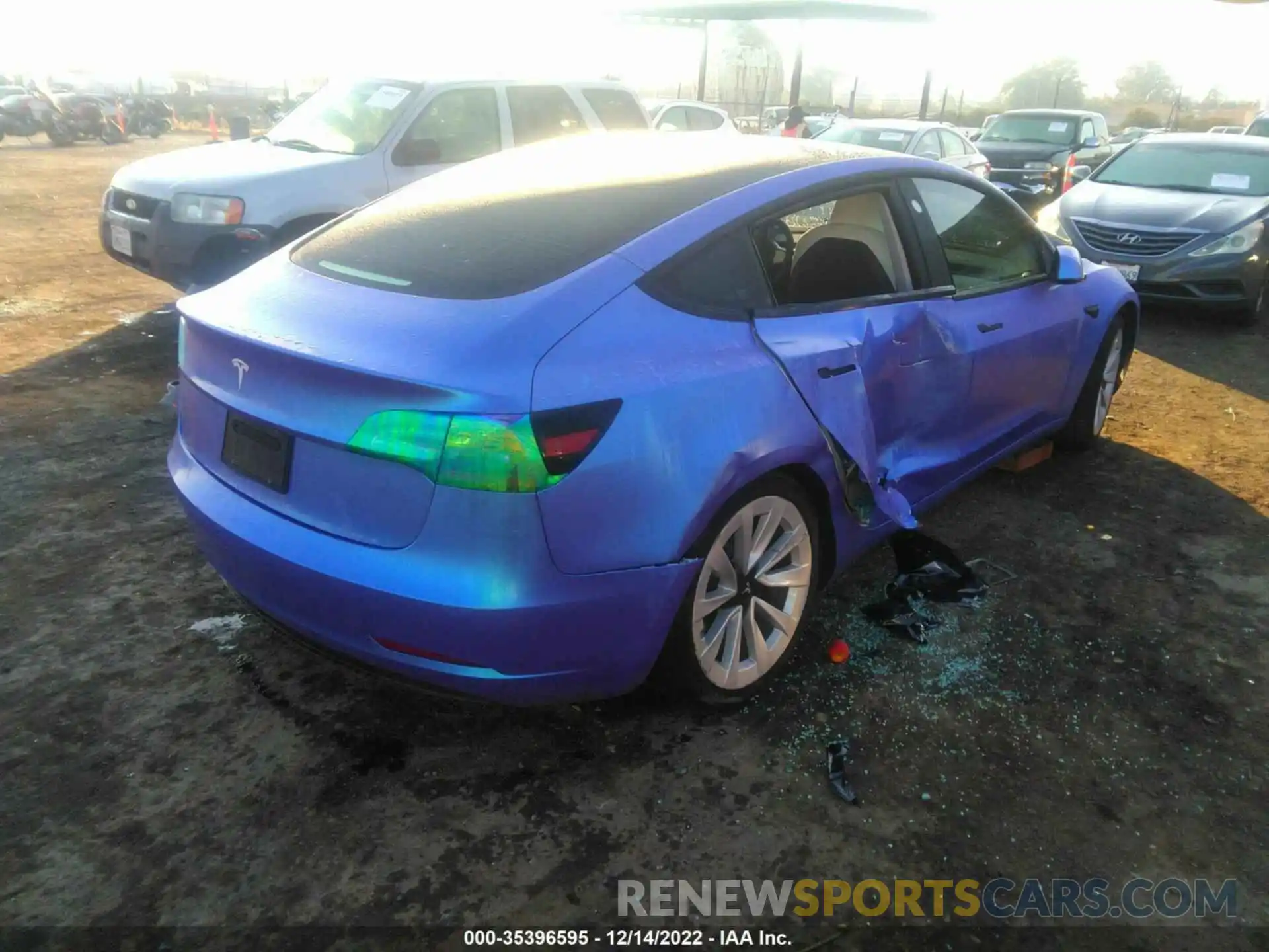 4 Photograph of a damaged car 5YJ3E1EA9MF071694 TESLA MODEL 3 2021