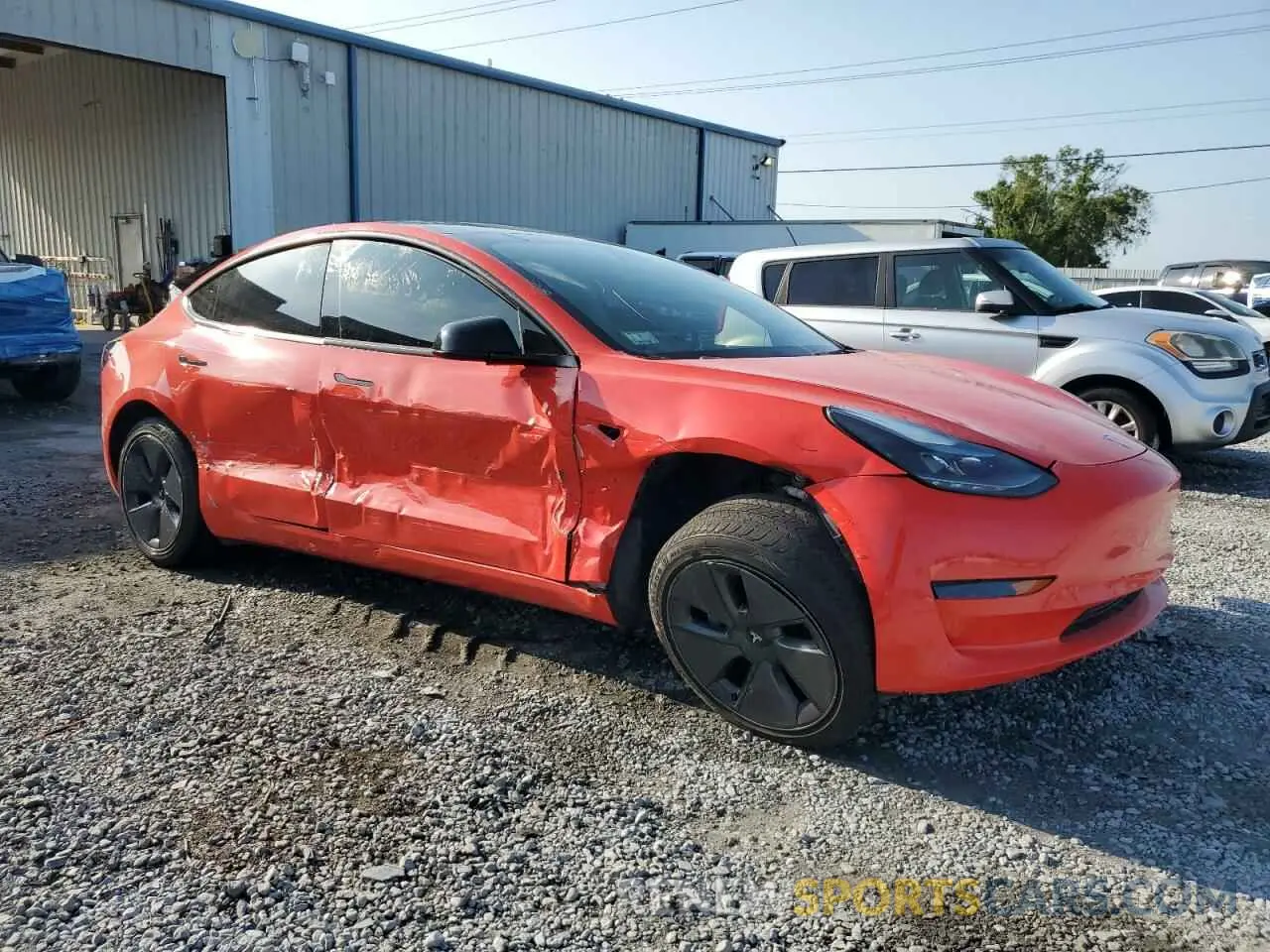 4 Photograph of a damaged car 5YJ3E1EA9MF085689 TESLA MODEL 3 2021