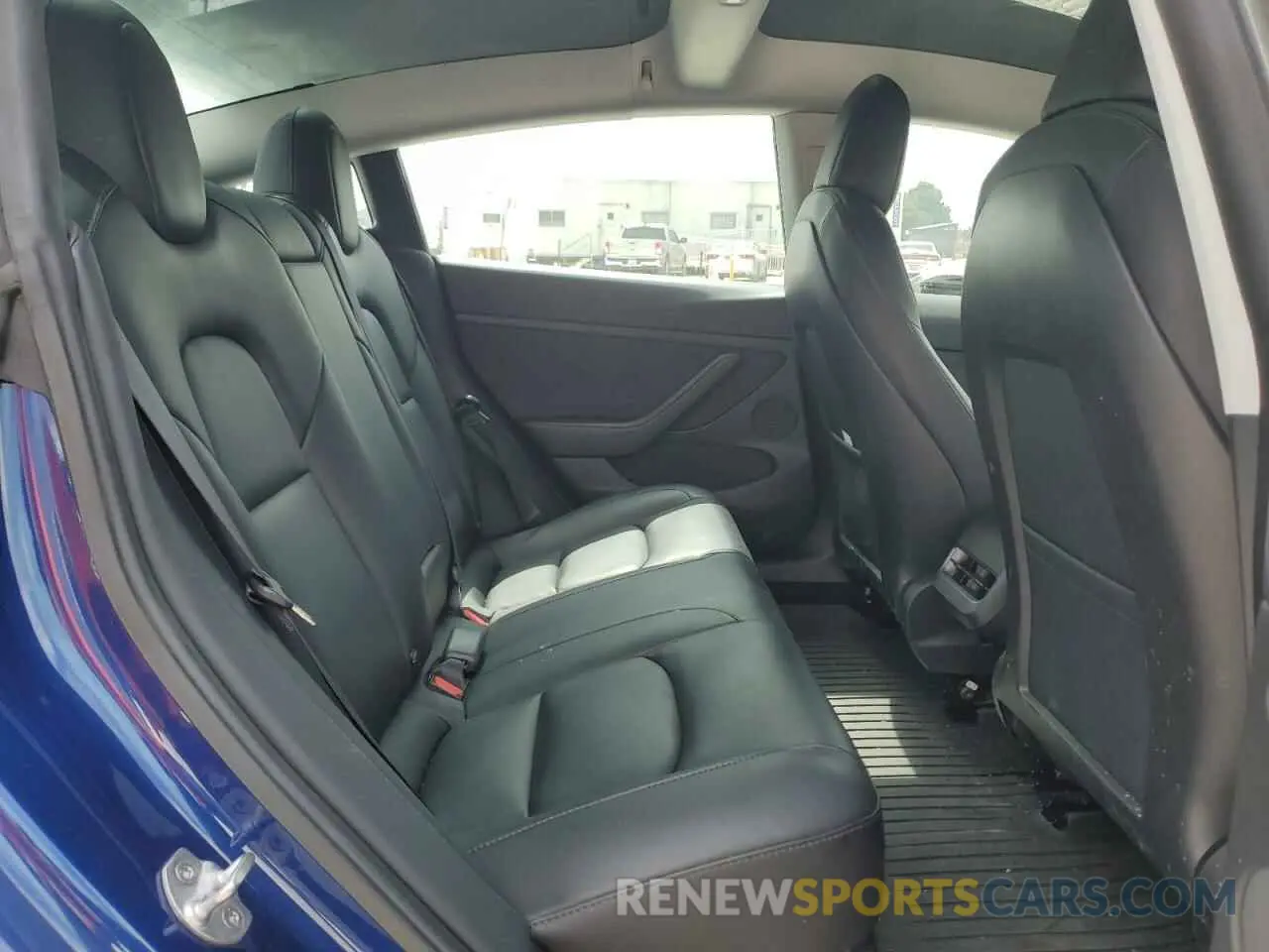 10 Photograph of a damaged car 5YJ3E1EA9MF092173 TESLA MODEL 3 2021
