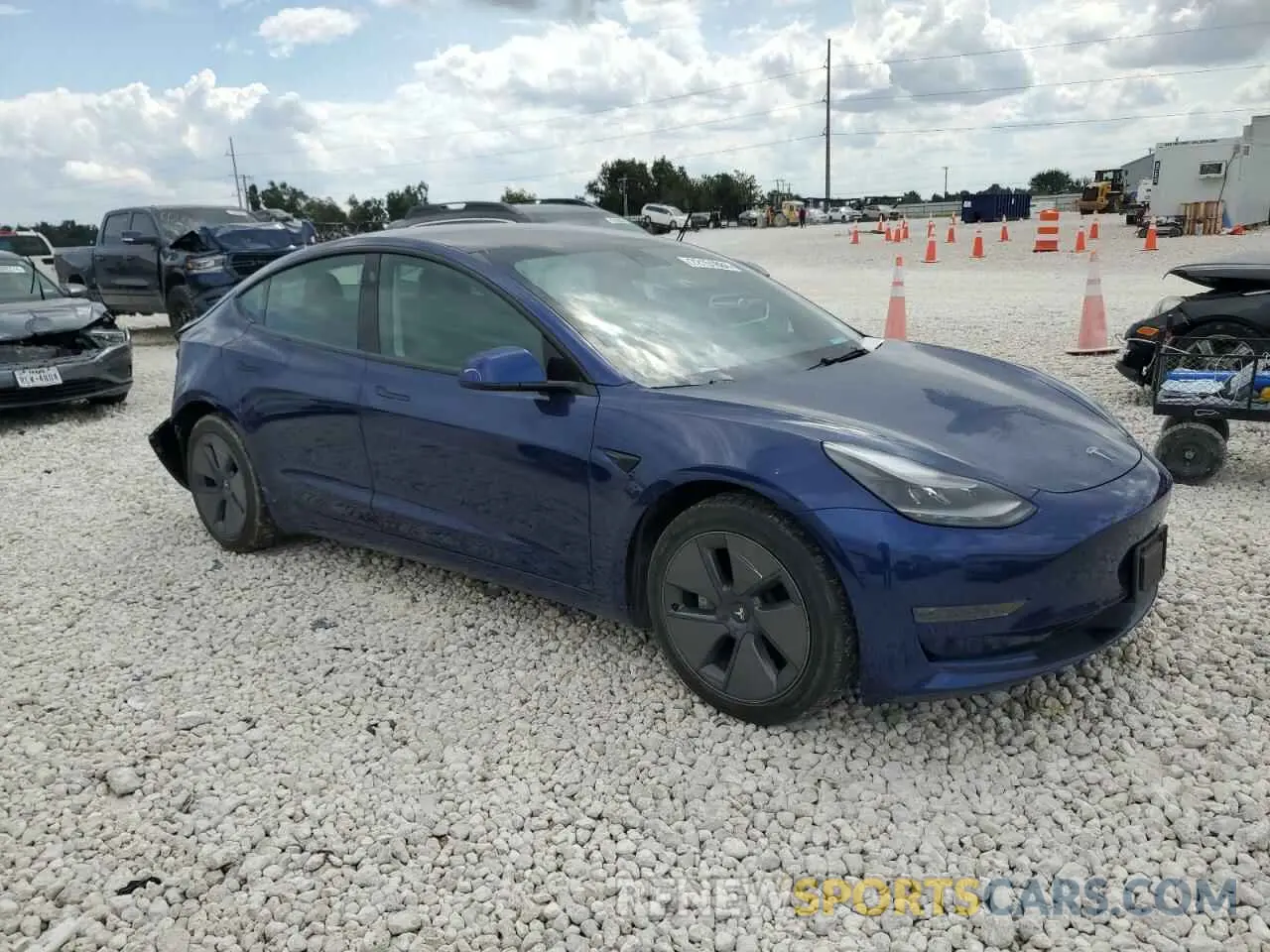 4 Photograph of a damaged car 5YJ3E1EA9MF092173 TESLA MODEL 3 2021
