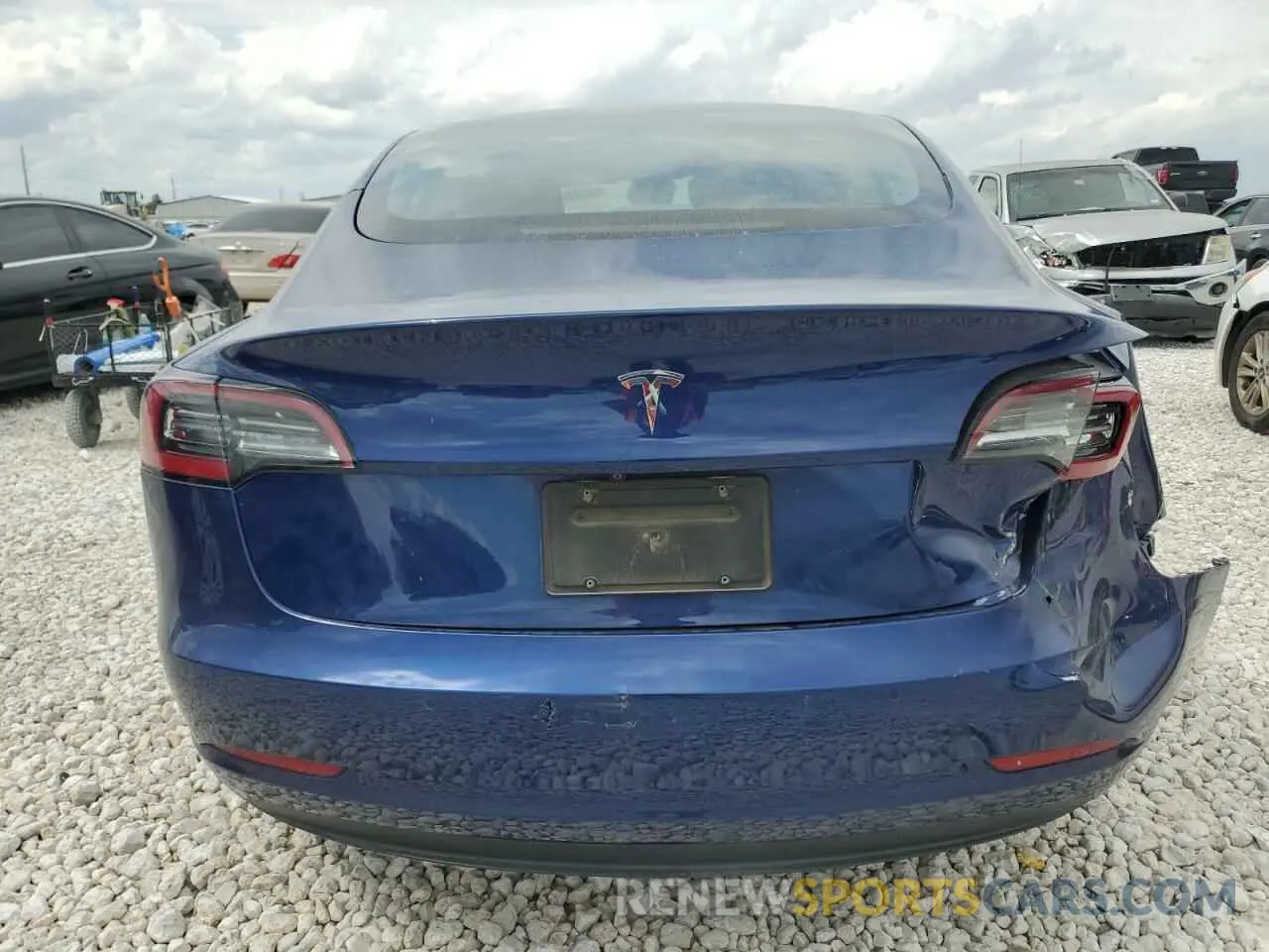 6 Photograph of a damaged car 5YJ3E1EA9MF092173 TESLA MODEL 3 2021