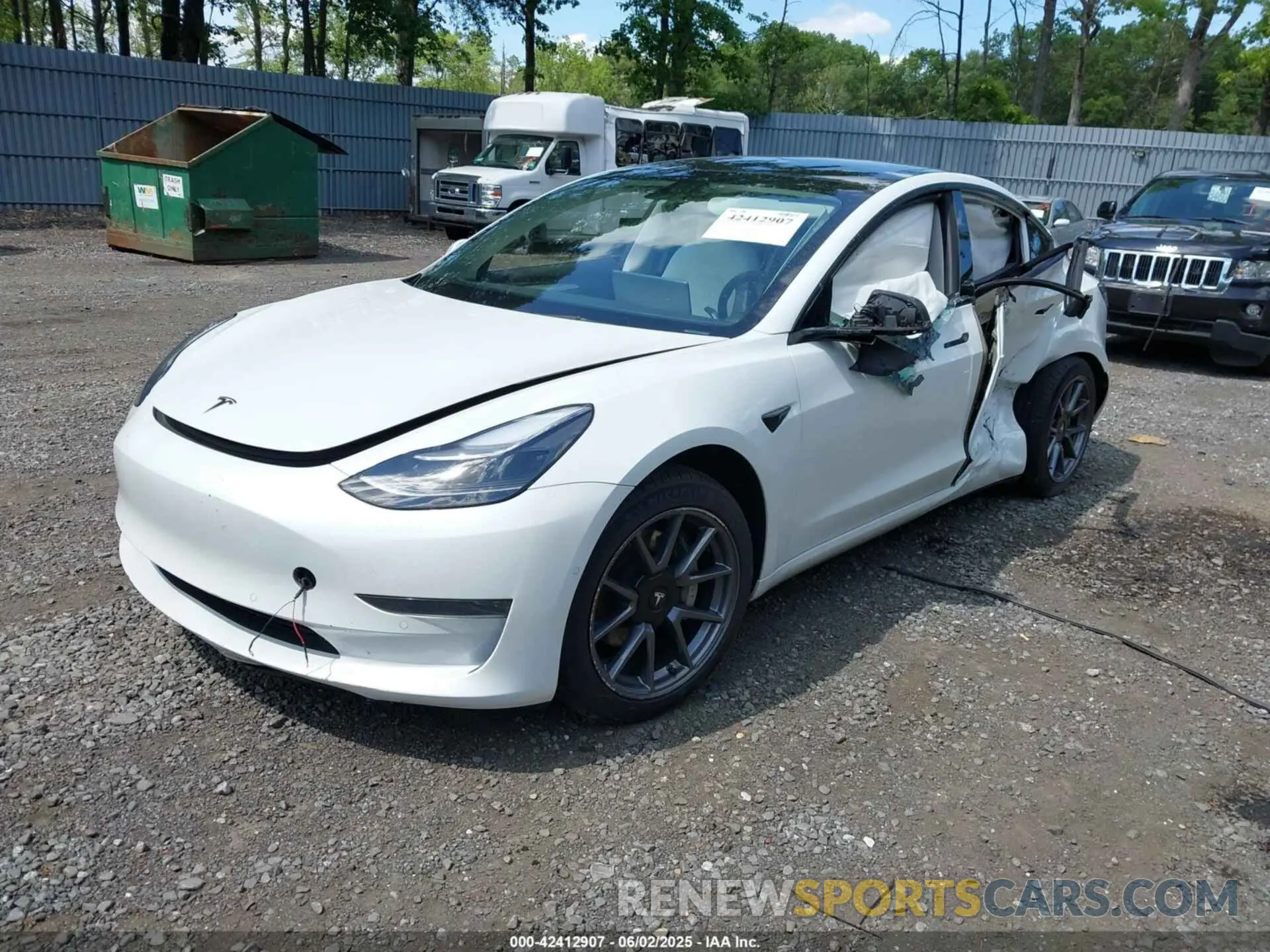 2 Photograph of a damaged car 5YJ3E1EA9MF092626 TESLA MODEL 3 2021