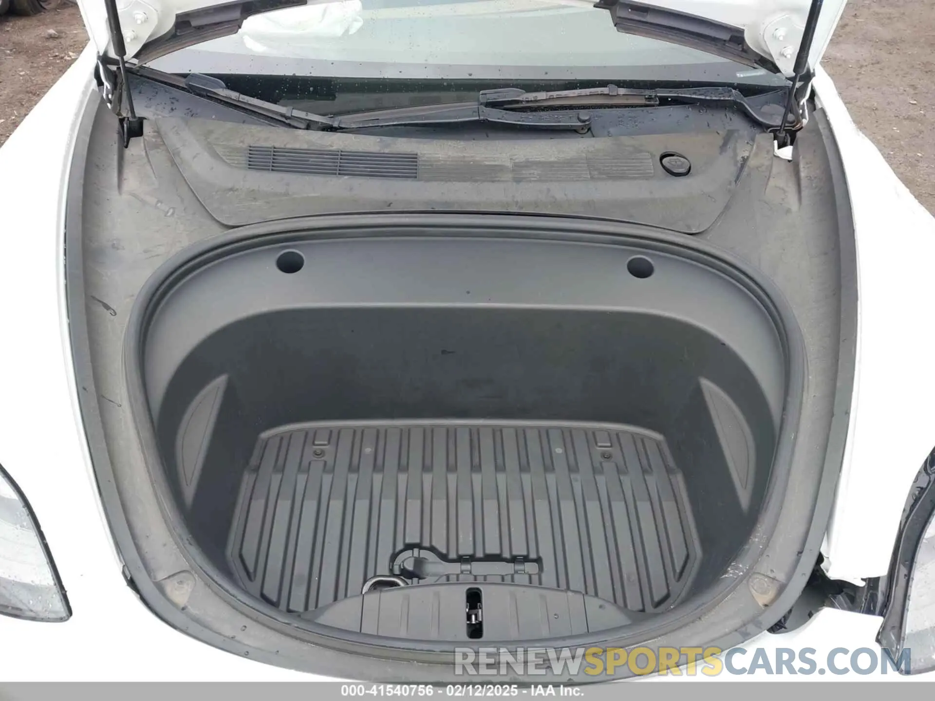 10 Photograph of a damaged car 5YJ3E1EA9MF095719 TESLA MODEL 3 2021