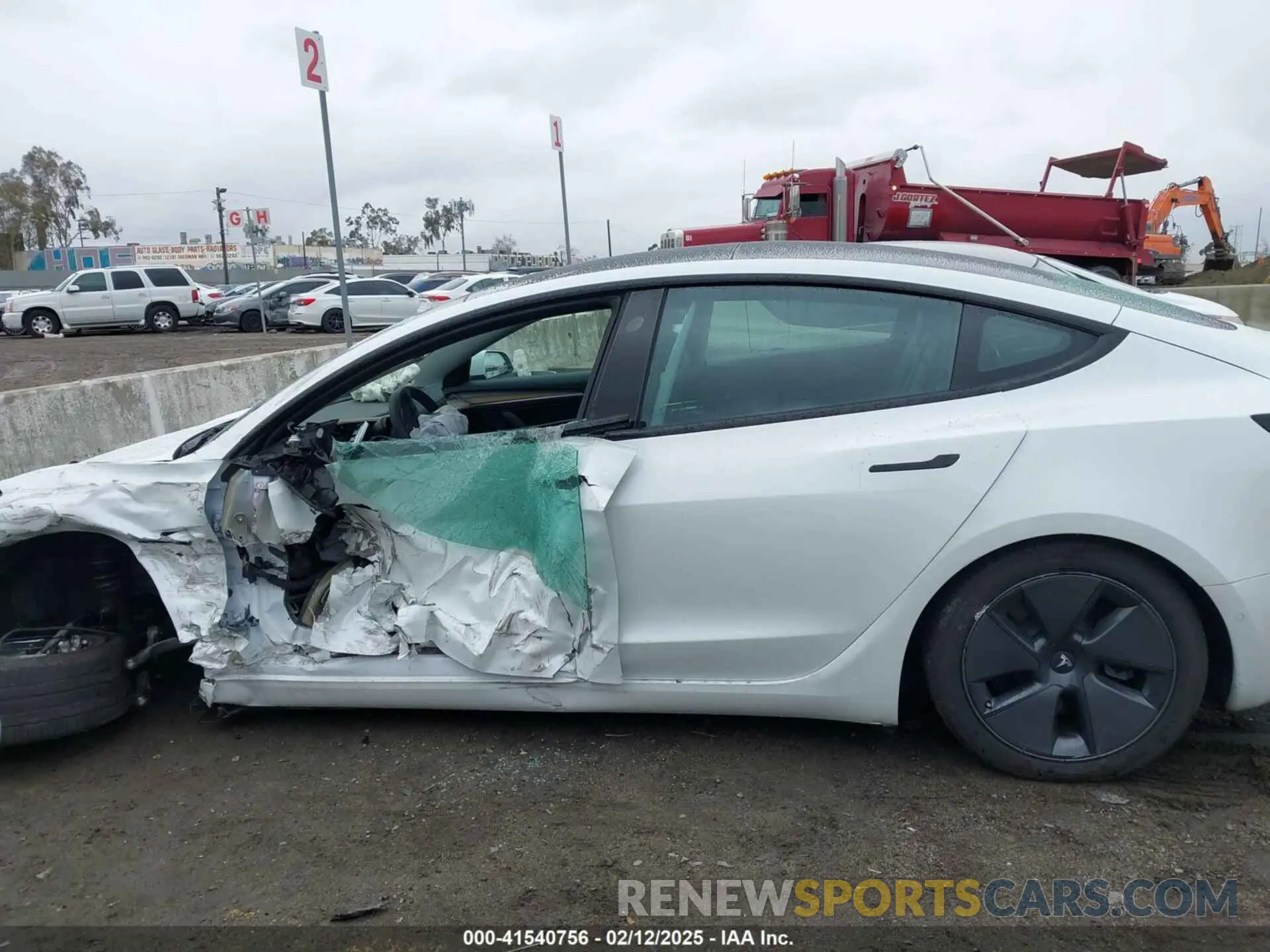 13 Photograph of a damaged car 5YJ3E1EA9MF095719 TESLA MODEL 3 2021