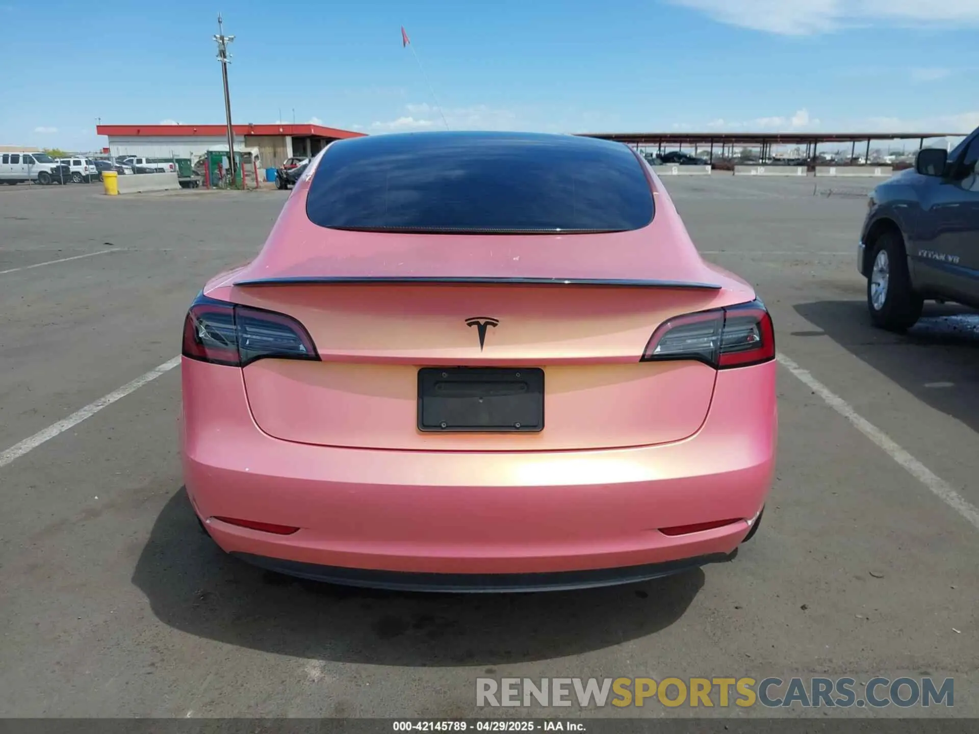 16 Photograph of a damaged car 5YJ3E1EA9MF097437 TESLA MODEL 3 2021