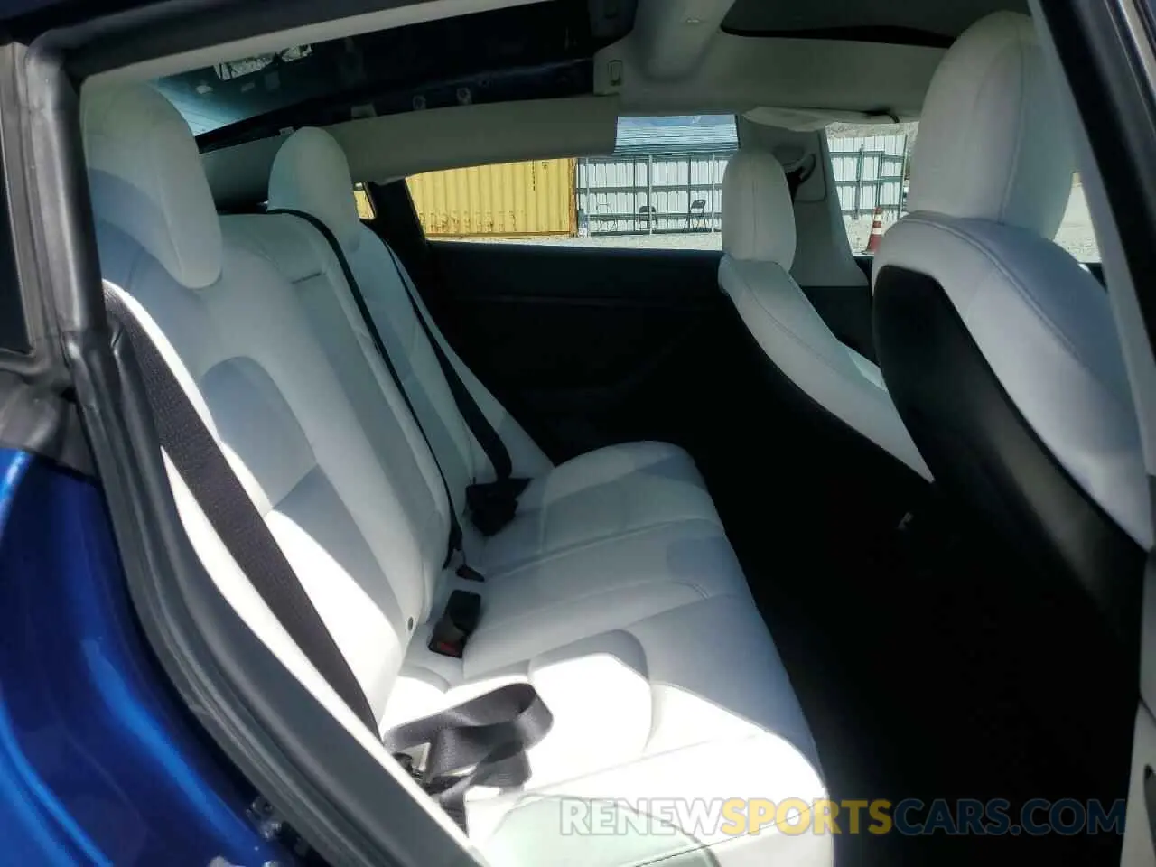 10 Photograph of a damaged car 5YJ3E1EA9MF098555 TESLA MODEL 3 2021
