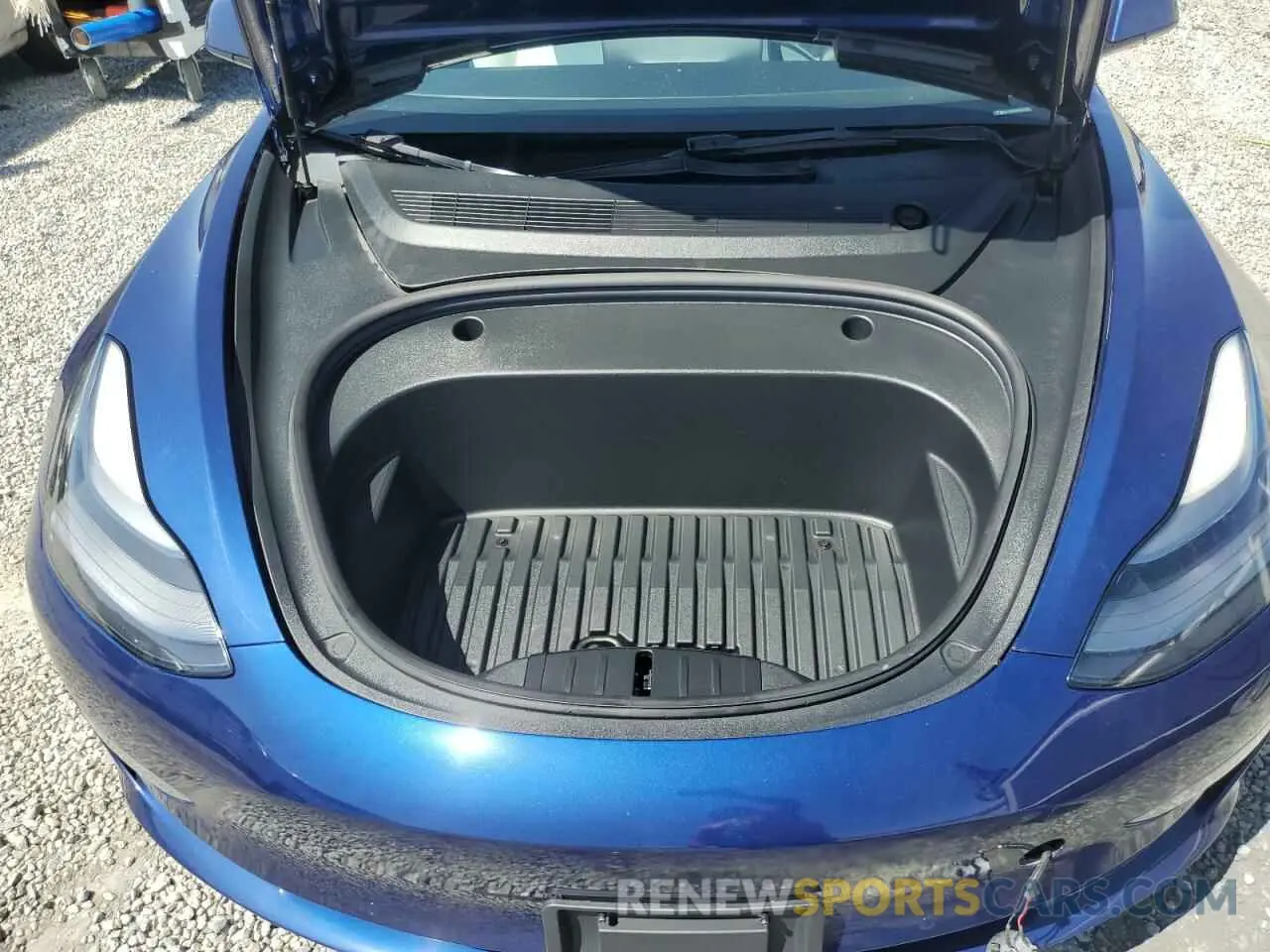 11 Photograph of a damaged car 5YJ3E1EA9MF098555 TESLA MODEL 3 2021