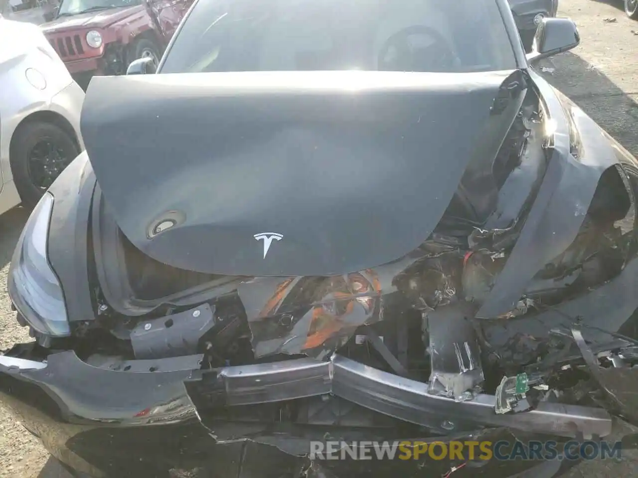 11 Photograph of a damaged car 5YJ3E1EA9MF875090 TESLA MODEL 3 2021