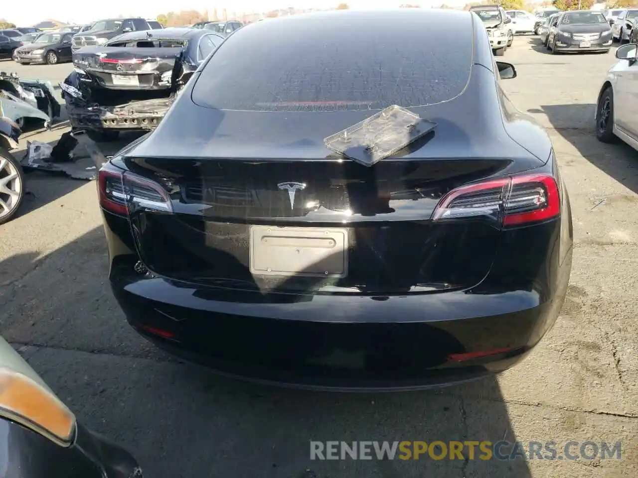 6 Photograph of a damaged car 5YJ3E1EA9MF875090 TESLA MODEL 3 2021