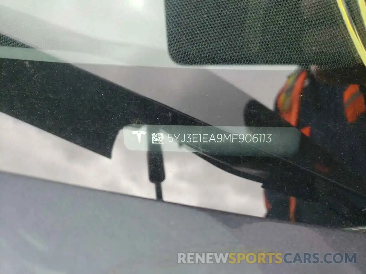 10 Photograph of a damaged car 5YJ3E1EA9MF906113 TESLA MODEL 3 2021