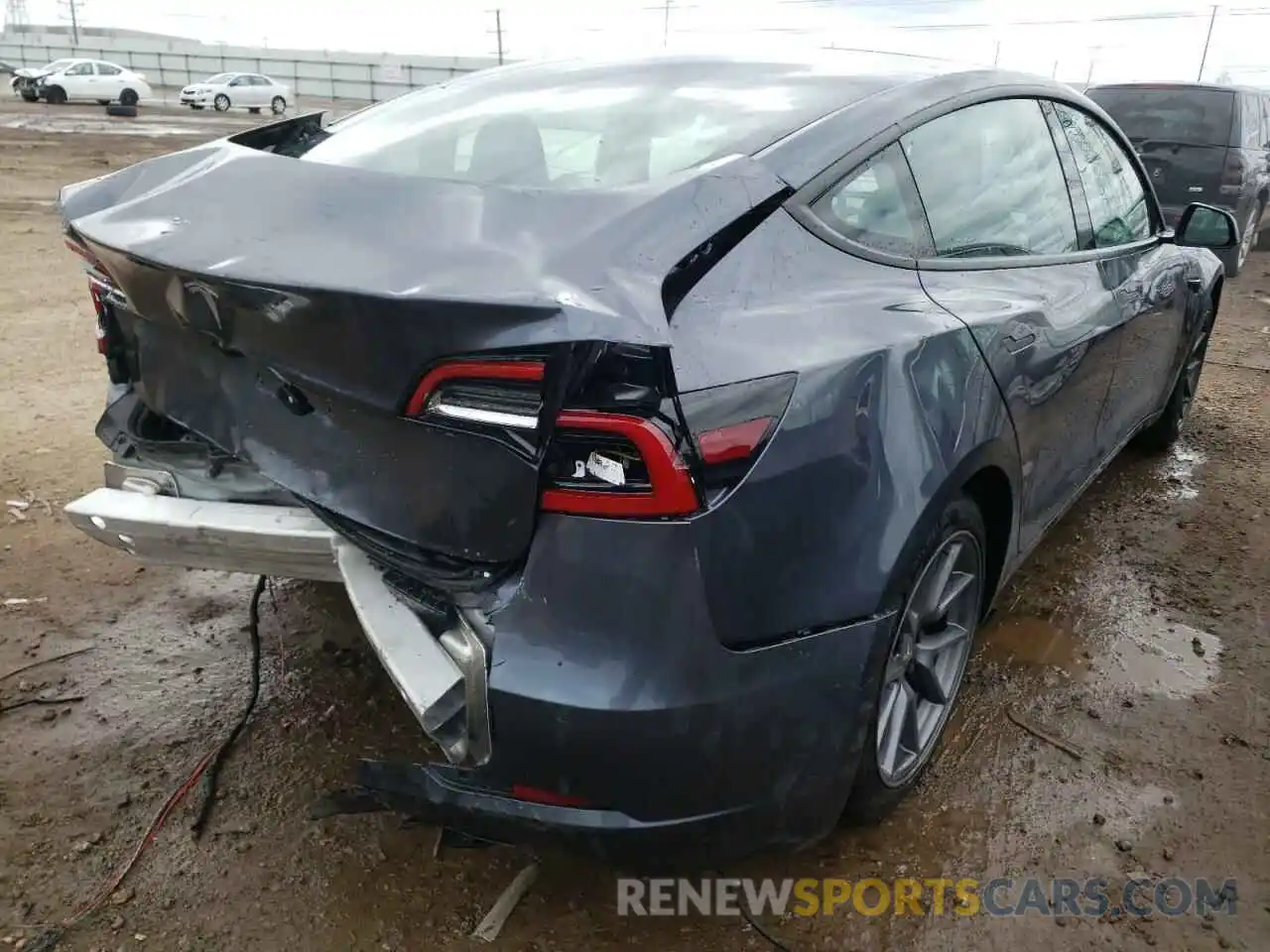 4 Photograph of a damaged car 5YJ3E1EA9MF906113 TESLA MODEL 3 2021