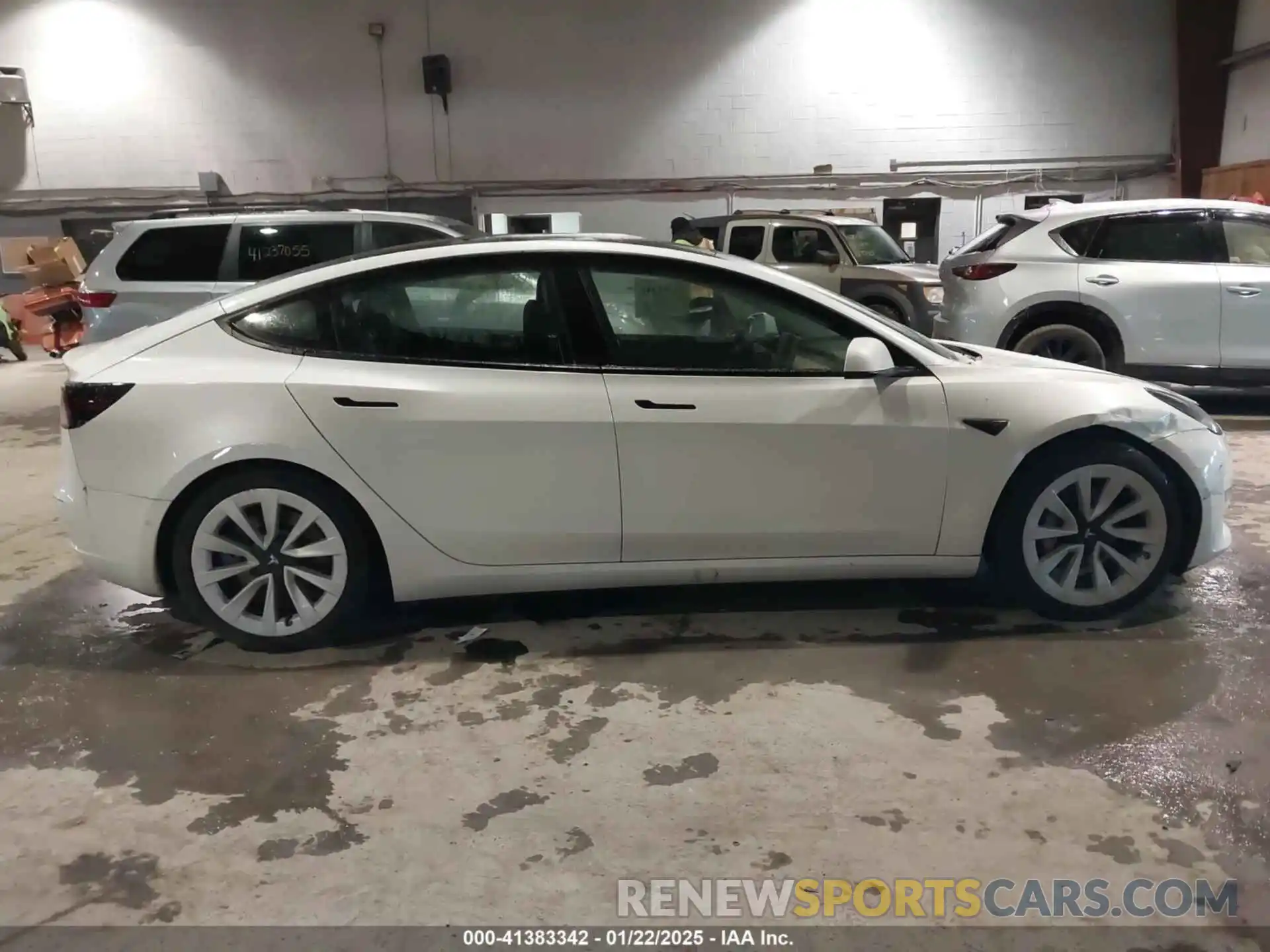 12 Photograph of a damaged car 5YJ3E1EA9MF908329 TESLA MODEL 3 2021