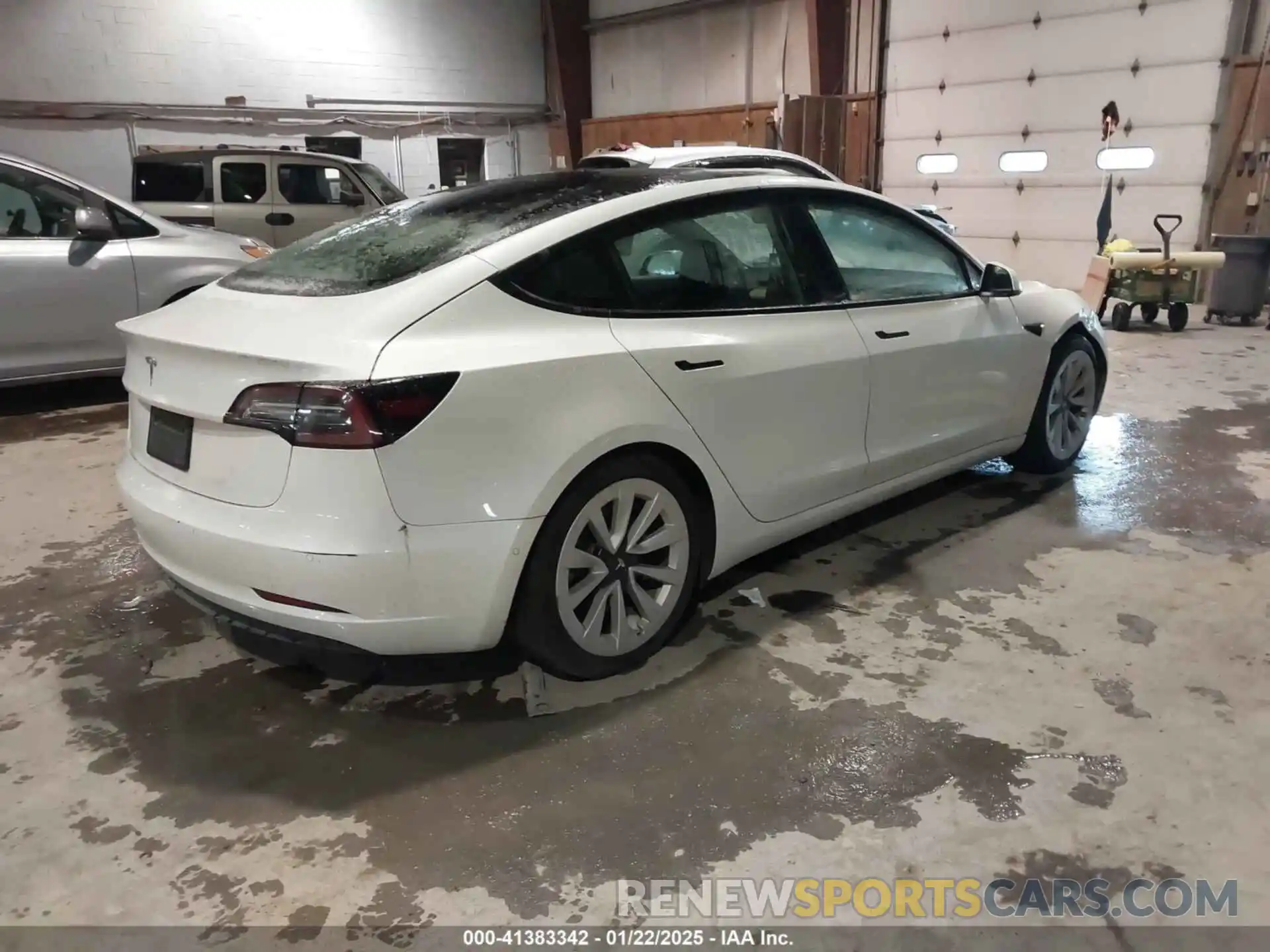 4 Photograph of a damaged car 5YJ3E1EA9MF908329 TESLA MODEL 3 2021