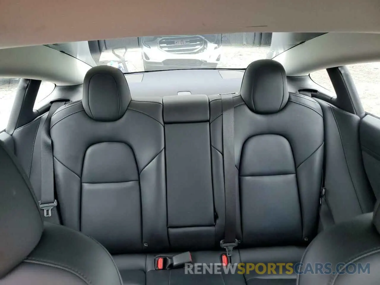 10 Photograph of a damaged car 5YJ3E1EA9MF911649 TESLA MODEL 3 2021