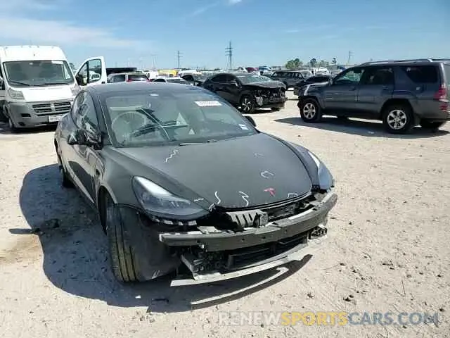 10 Photograph of a damaged car 5YJ3E1EA9MF920576 TESLA MODEL 3 2021