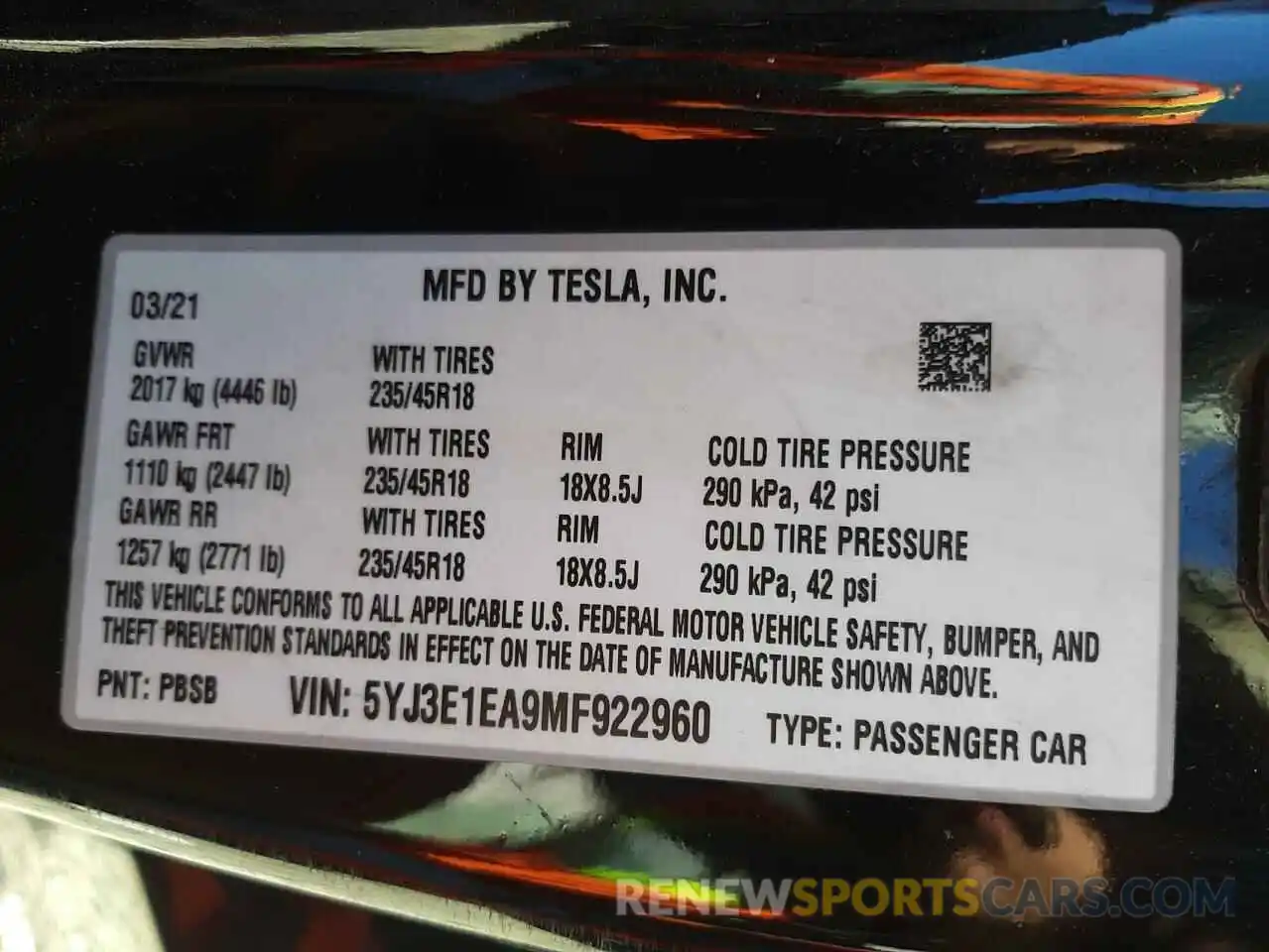 10 Photograph of a damaged car 5YJ3E1EA9MF922960 TESLA MODEL 3 2021