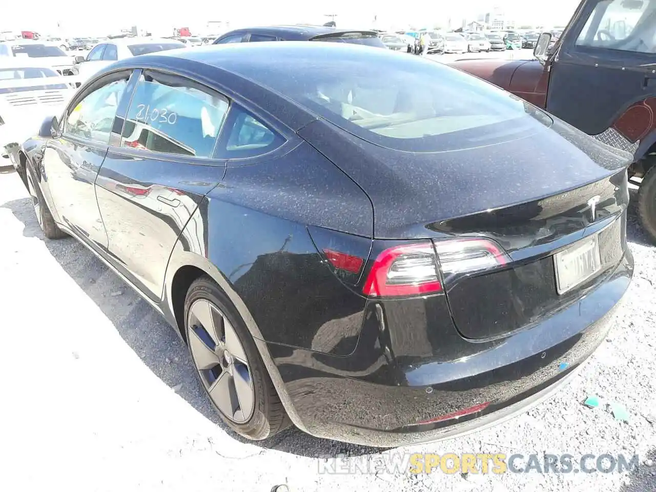 3 Photograph of a damaged car 5YJ3E1EA9MF922960 TESLA MODEL 3 2021