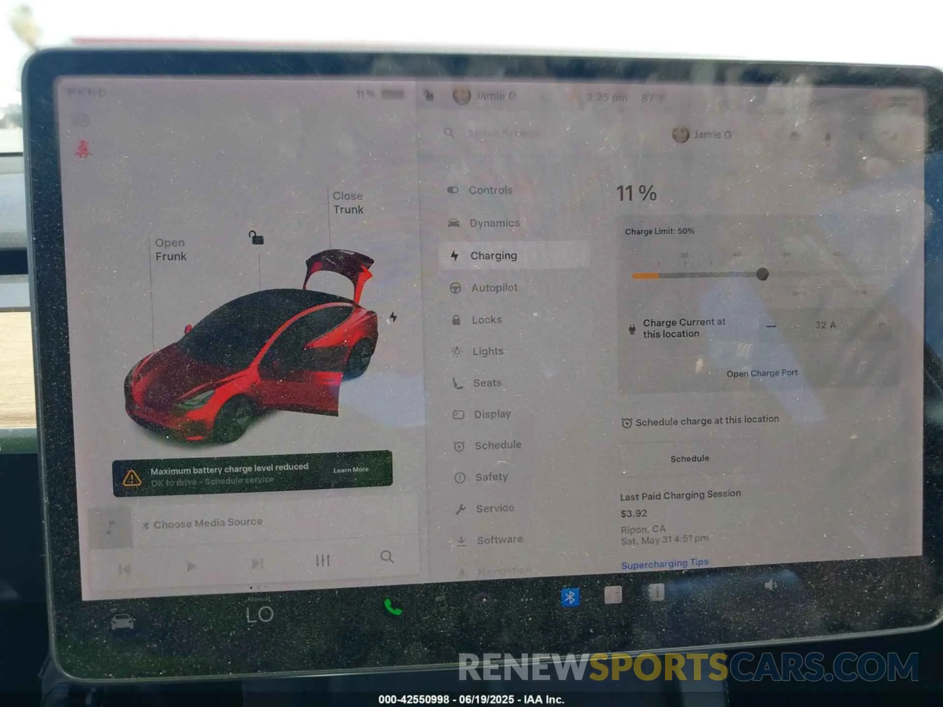18 Photograph of a damaged car 5YJ3E1EA9MF929942 TESLA MODEL 3 2021