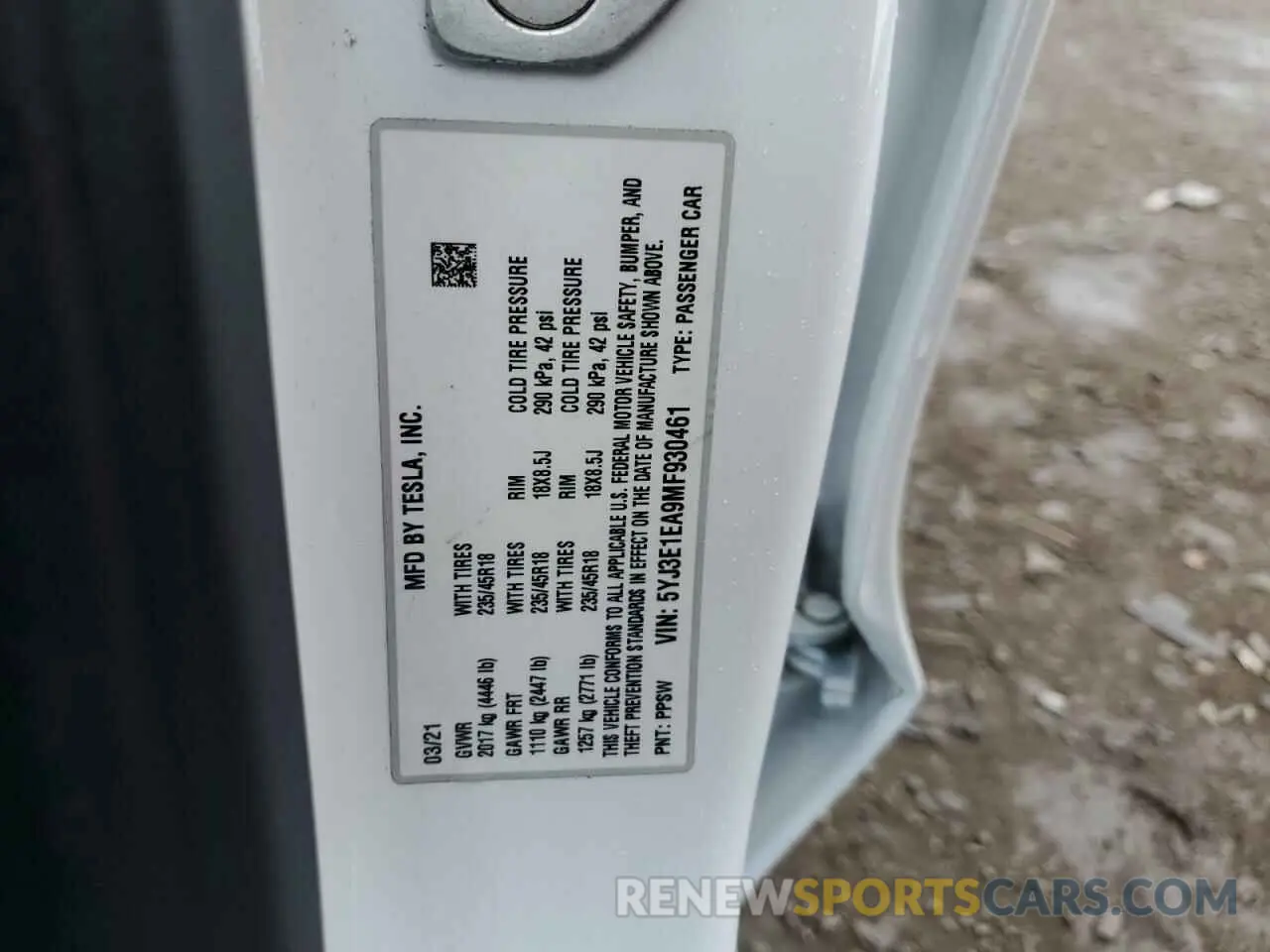 12 Photograph of a damaged car 5YJ3E1EA9MF930461 TESLA MODEL 3 2021