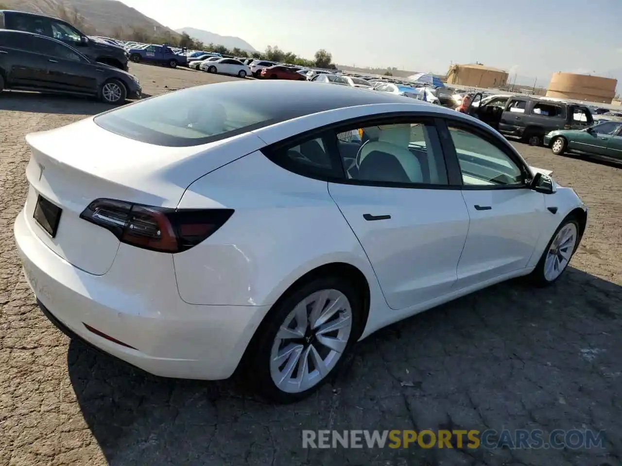 4 Photograph of a damaged car 5YJ3E1EA9MF936499 TESLA MODEL 3 2021