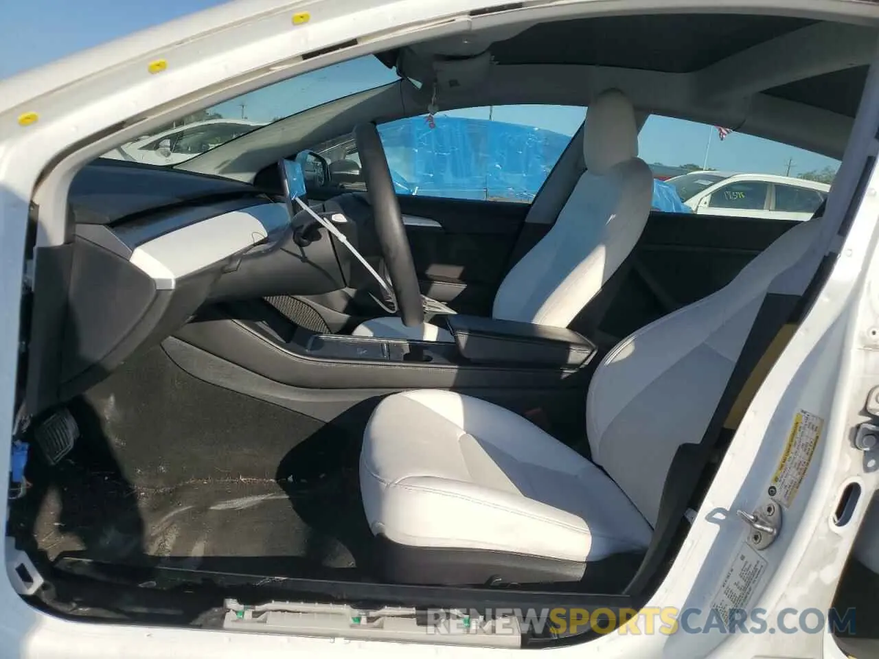 7 Photograph of a damaged car 5YJ3E1EA9MF987467 TESLA MODEL 3 2021