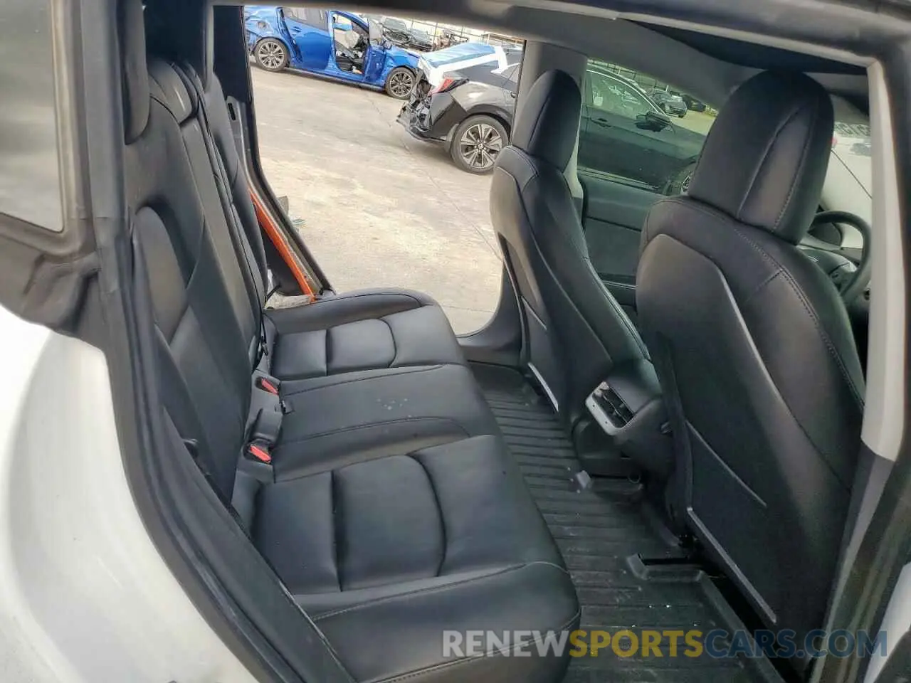 10 Photograph of a damaged car 5YJ3E1EAXMF016770 TESLA MODEL 3 2021