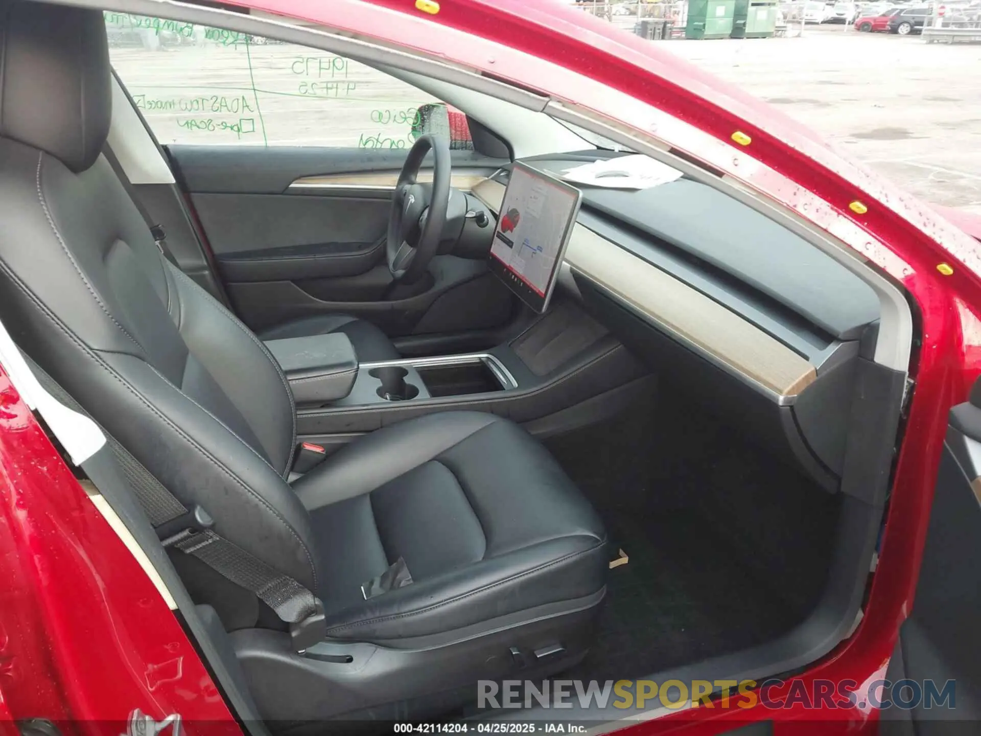 5 Photograph of a damaged car 5YJ3E1EAXMF017773 TESLA MODEL 3 2021