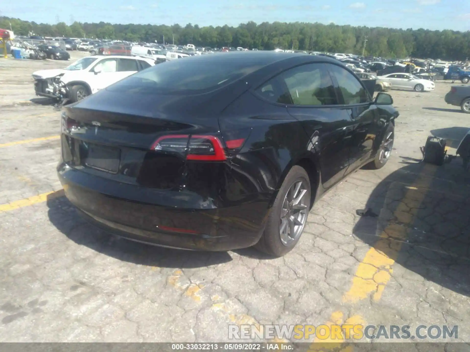 4 Photograph of a damaged car 5YJ3E1EAXMF041507 TESLA MODEL 3 2021