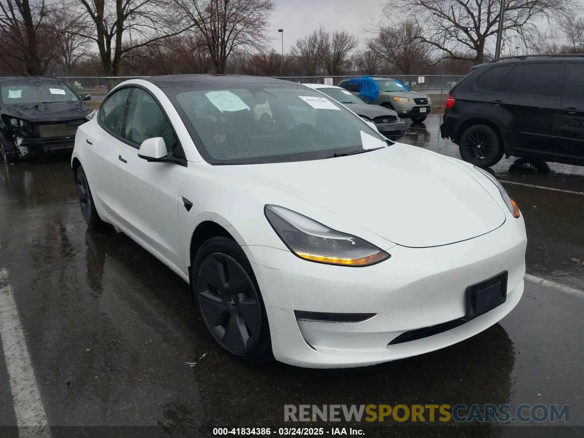 1 Photograph of a damaged car 5YJ3E1EAXMF052765 TESLA MODEL 3 2021