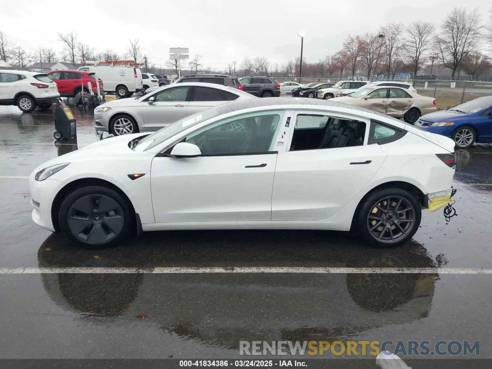 13 Photograph of a damaged car 5YJ3E1EAXMF052765 TESLA MODEL 3 2021