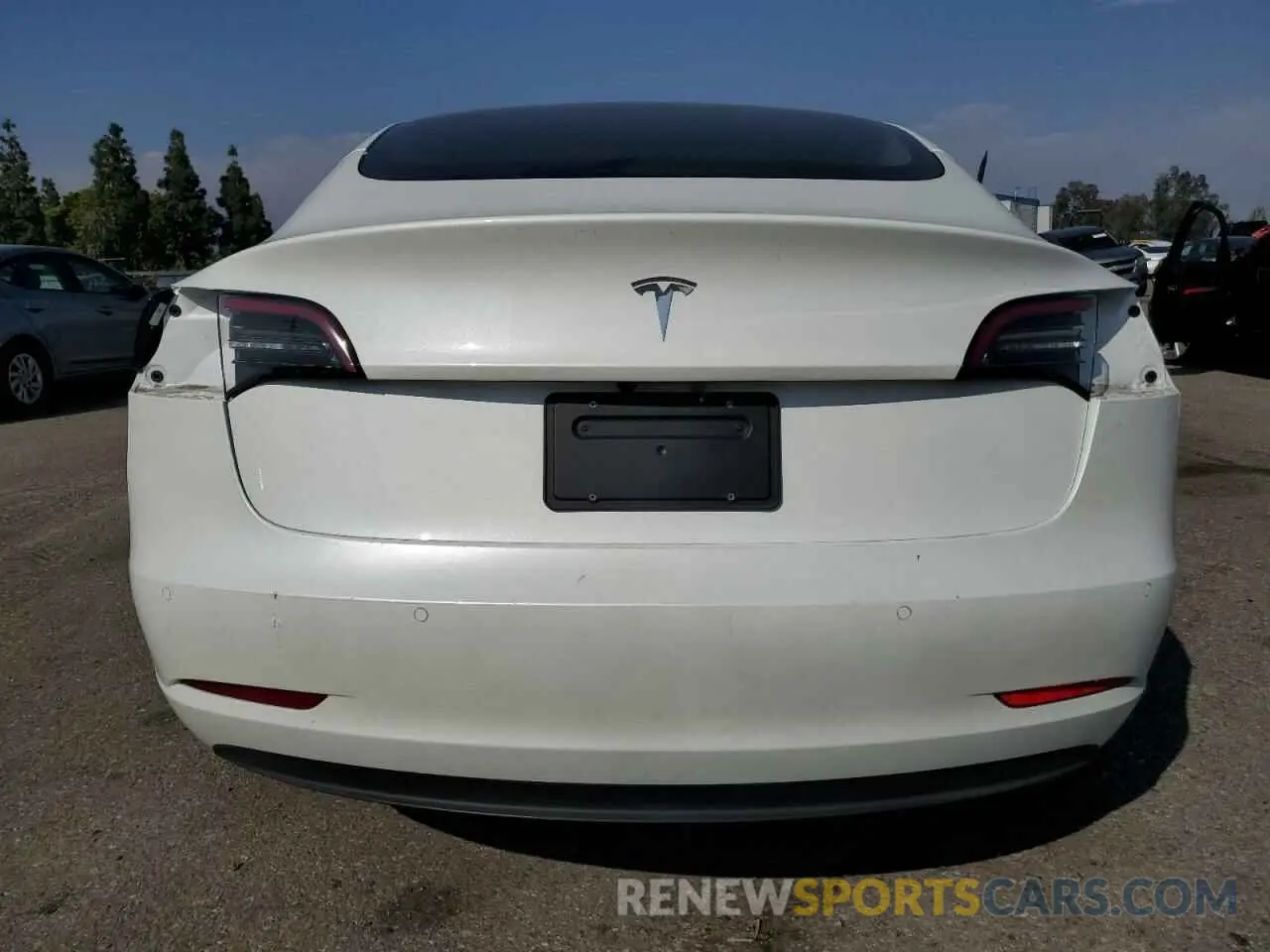 6 Photograph of a damaged car 5YJ3E1EAXMF068402 TESLA MODEL 3 2021