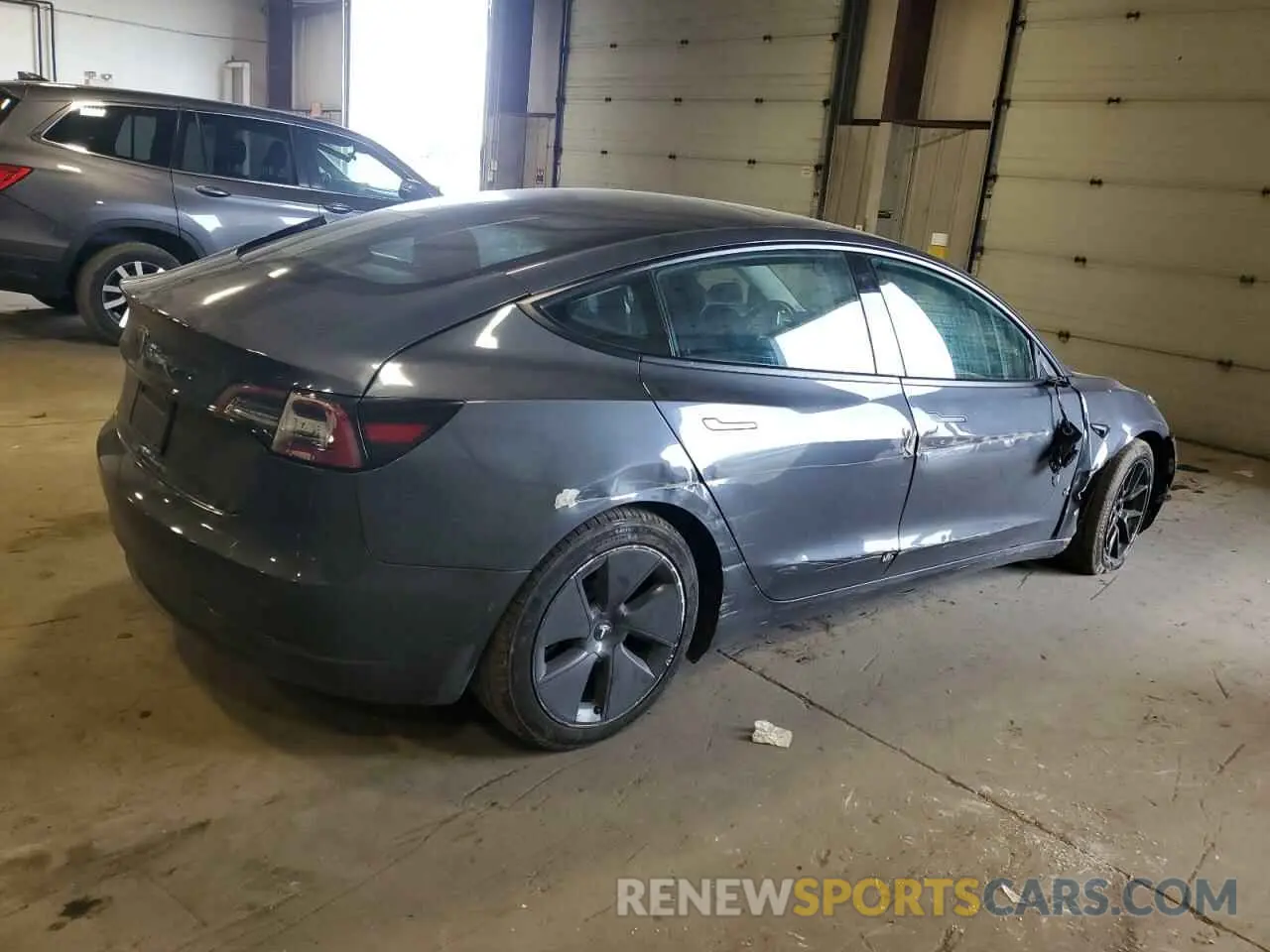3 Photograph of a damaged car 5YJ3E1EAXMF086348 TESLA MODEL 3 2021