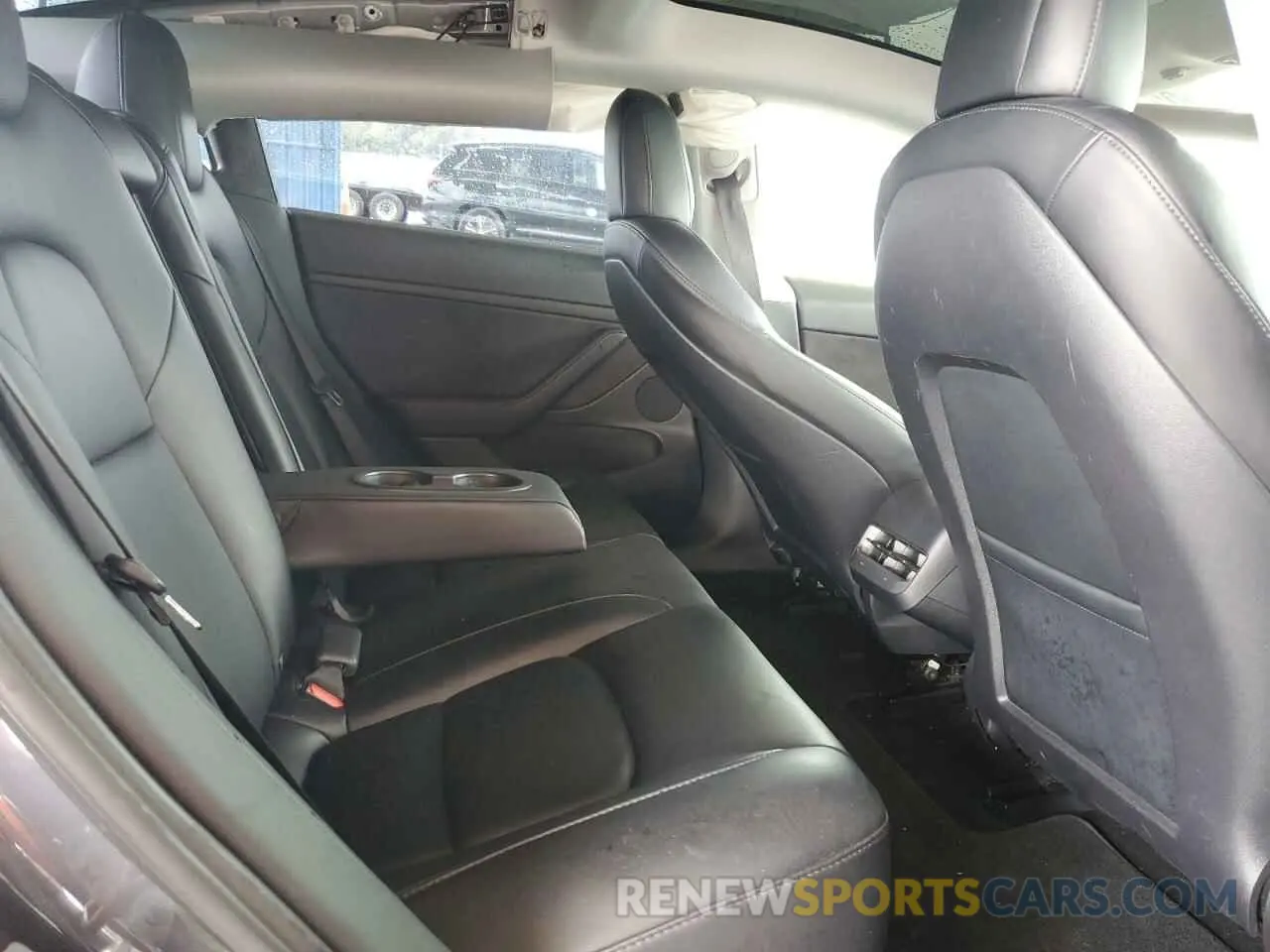 10 Photograph of a damaged car 5YJ3E1EAXMF086804 TESLA MODEL 3 2021
