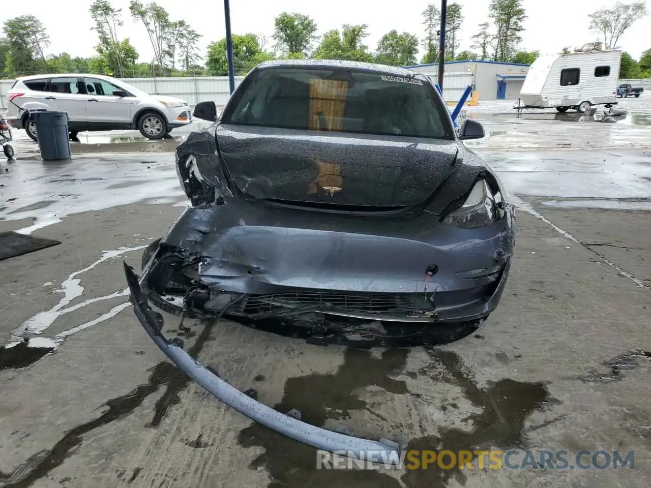 5 Photograph of a damaged car 5YJ3E1EAXMF086804 TESLA MODEL 3 2021
