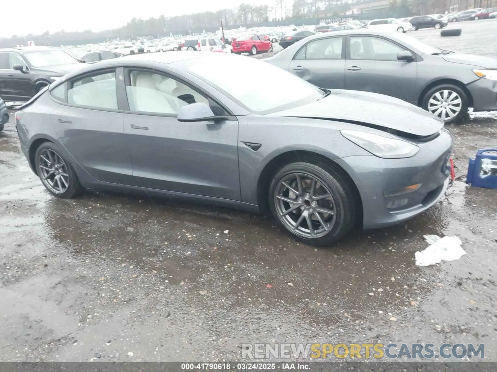 1 Photograph of a damaged car 5YJ3E1EAXMF087841 TESLA MODEL 3 2021
