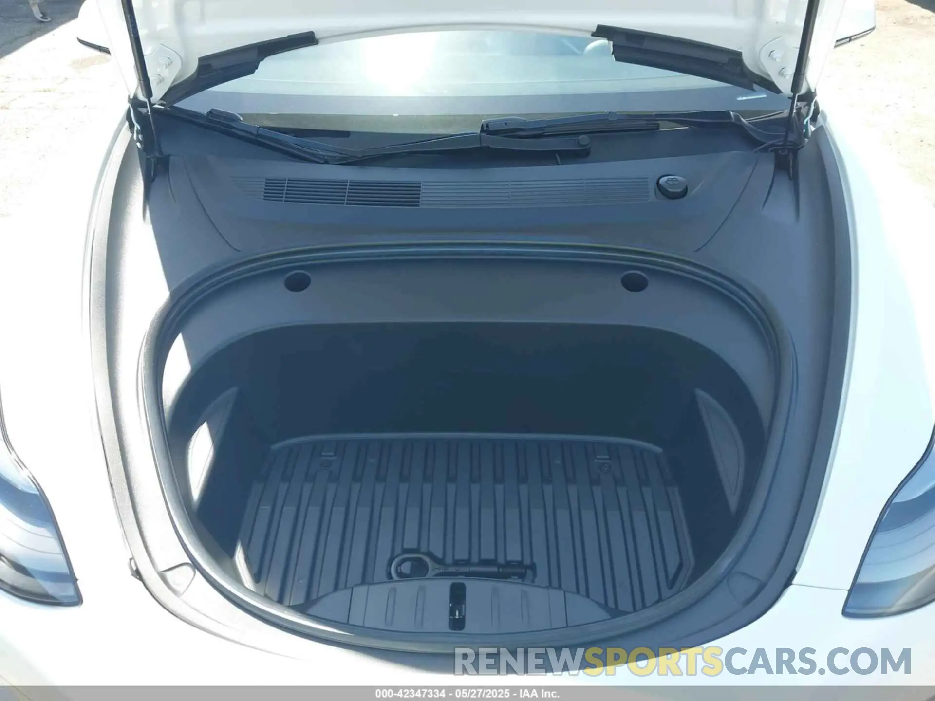 10 Photograph of a damaged car 5YJ3E1EAXMF089282 TESLA MODEL 3 2021