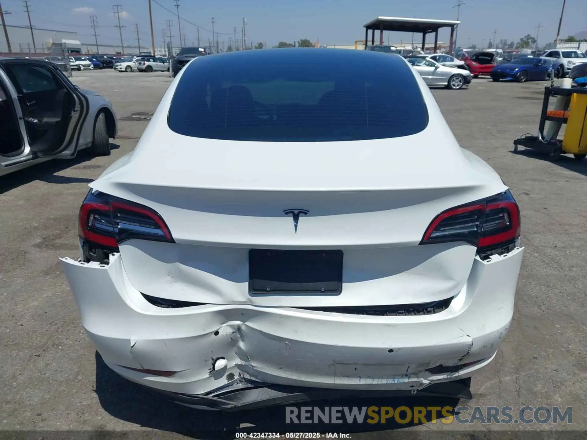 16 Photograph of a damaged car 5YJ3E1EAXMF089282 TESLA MODEL 3 2021