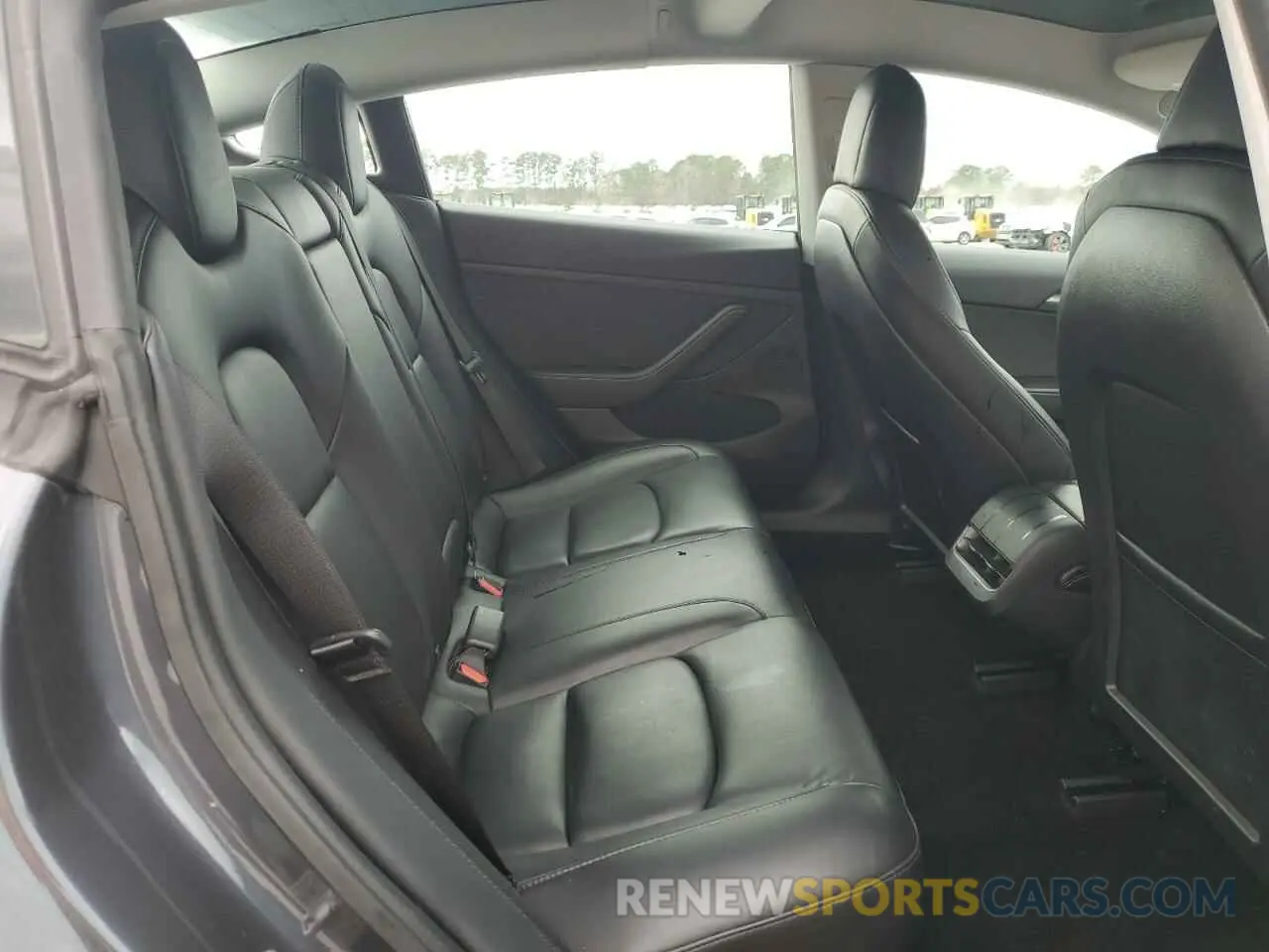11 Photograph of a damaged car 5YJ3E1EAXMF096779 TESLA MODEL 3 2021