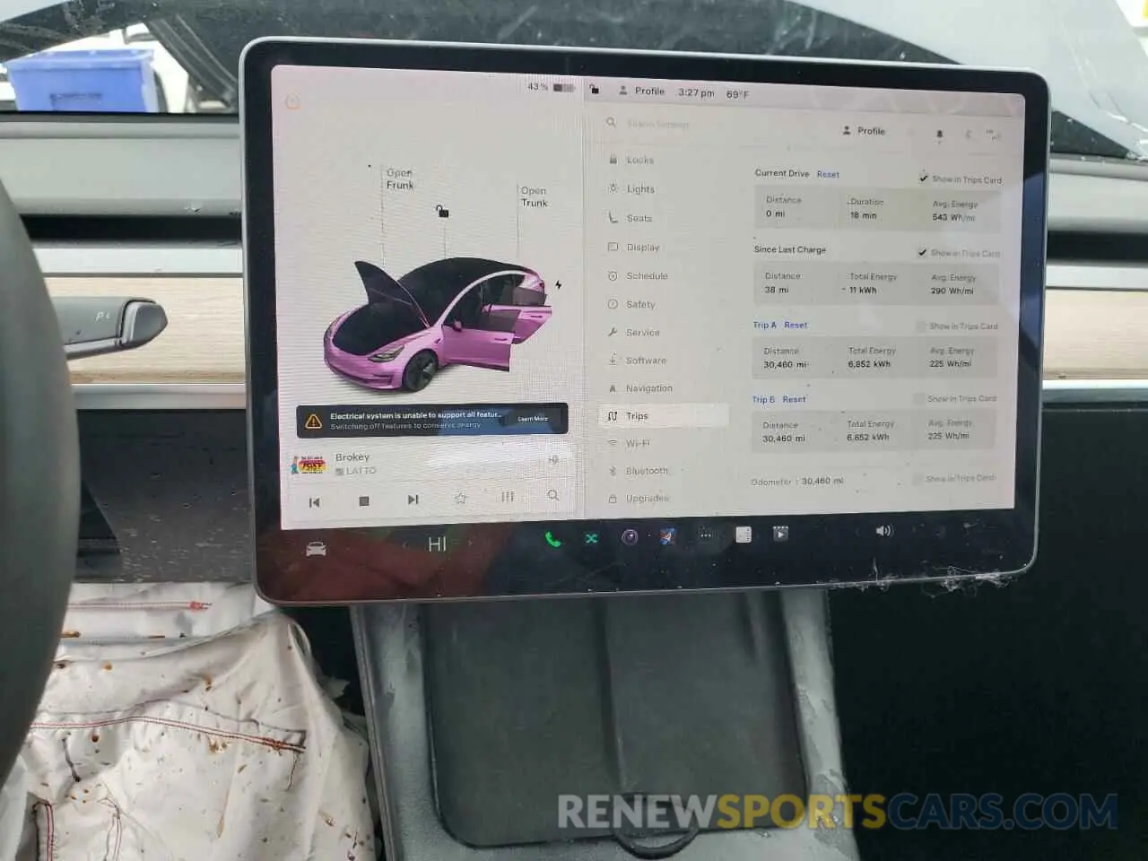 9 Photograph of a damaged car 5YJ3E1EAXMF096779 TESLA MODEL 3 2021