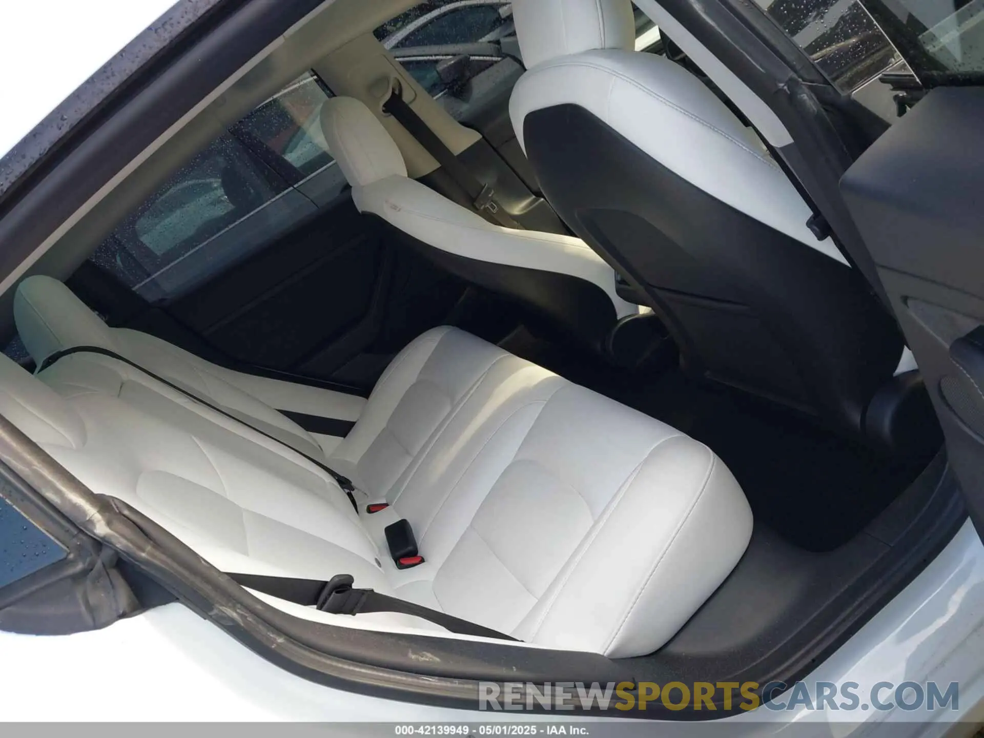 8 Photograph of a damaged car 5YJ3E1EAXMF099245 TESLA MODEL 3 2021