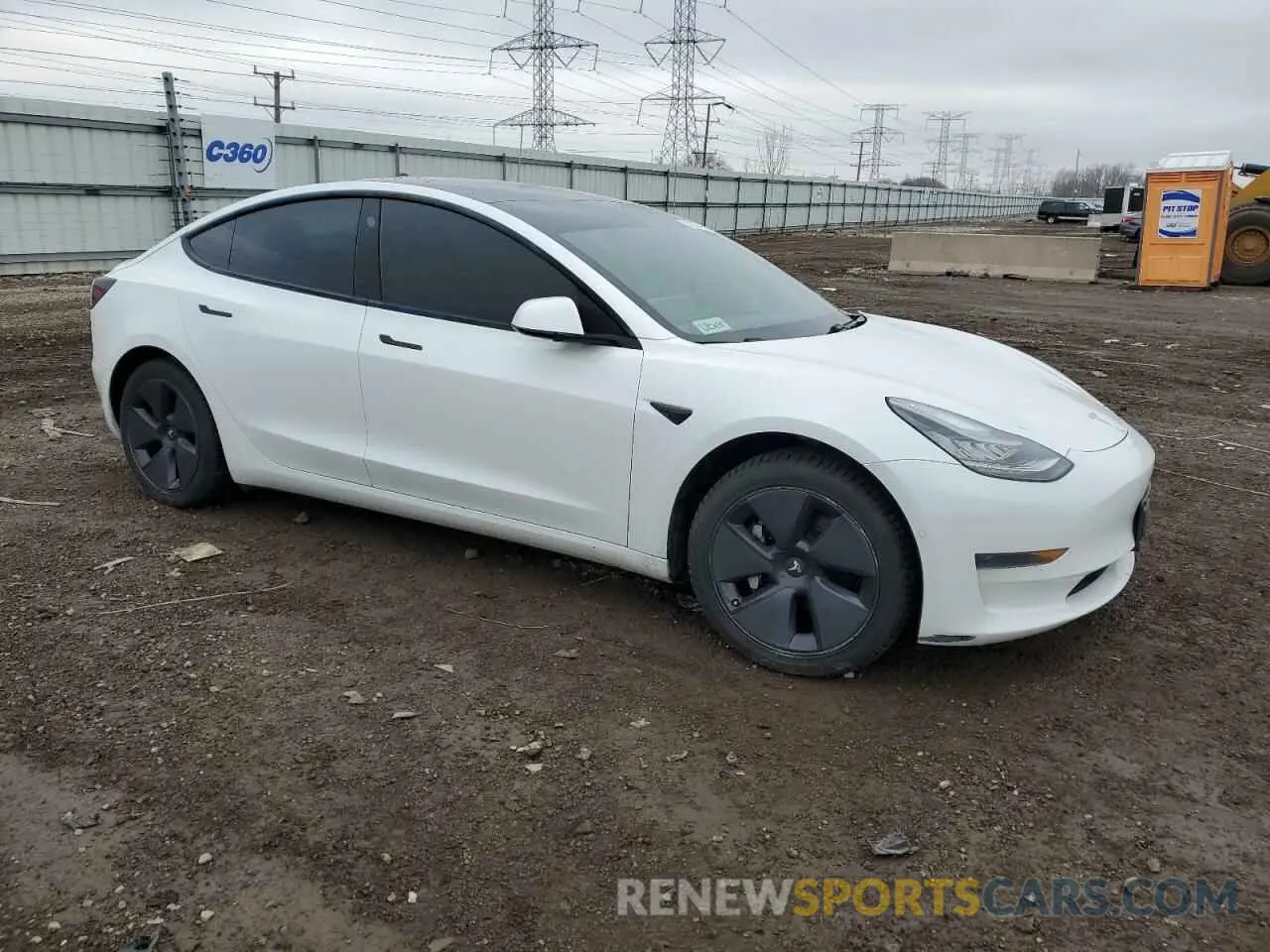 4 Photograph of a damaged car 5YJ3E1EAXMF853650 TESLA MODEL 3 2021