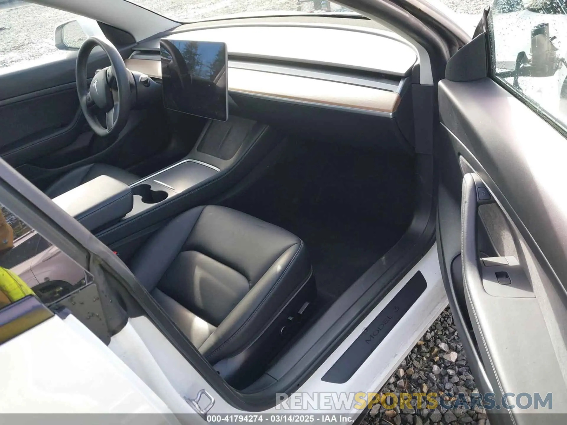 5 Photograph of a damaged car 5YJ3E1EAXMF871730 TESLA MODEL 3 2021