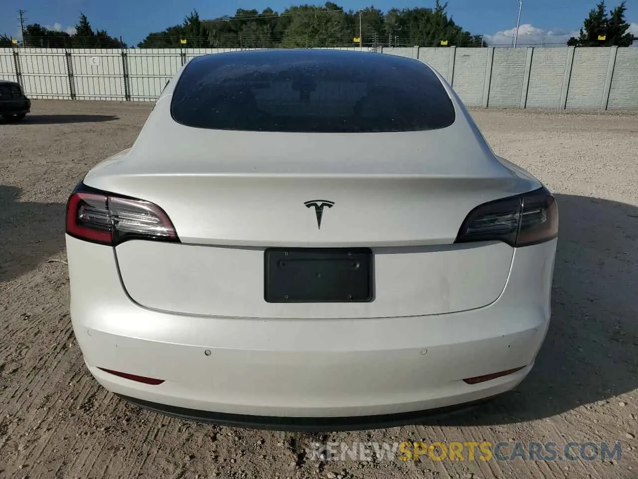 6 Photograph of a damaged car 5YJ3E1EAXMF921669 TESLA MODEL 3 2021
