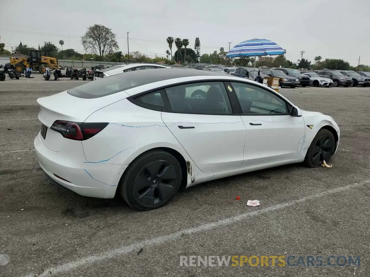 3 Photograph of a damaged car 5YJ3E1EAXMF940500 TESLA MODEL 3 2021